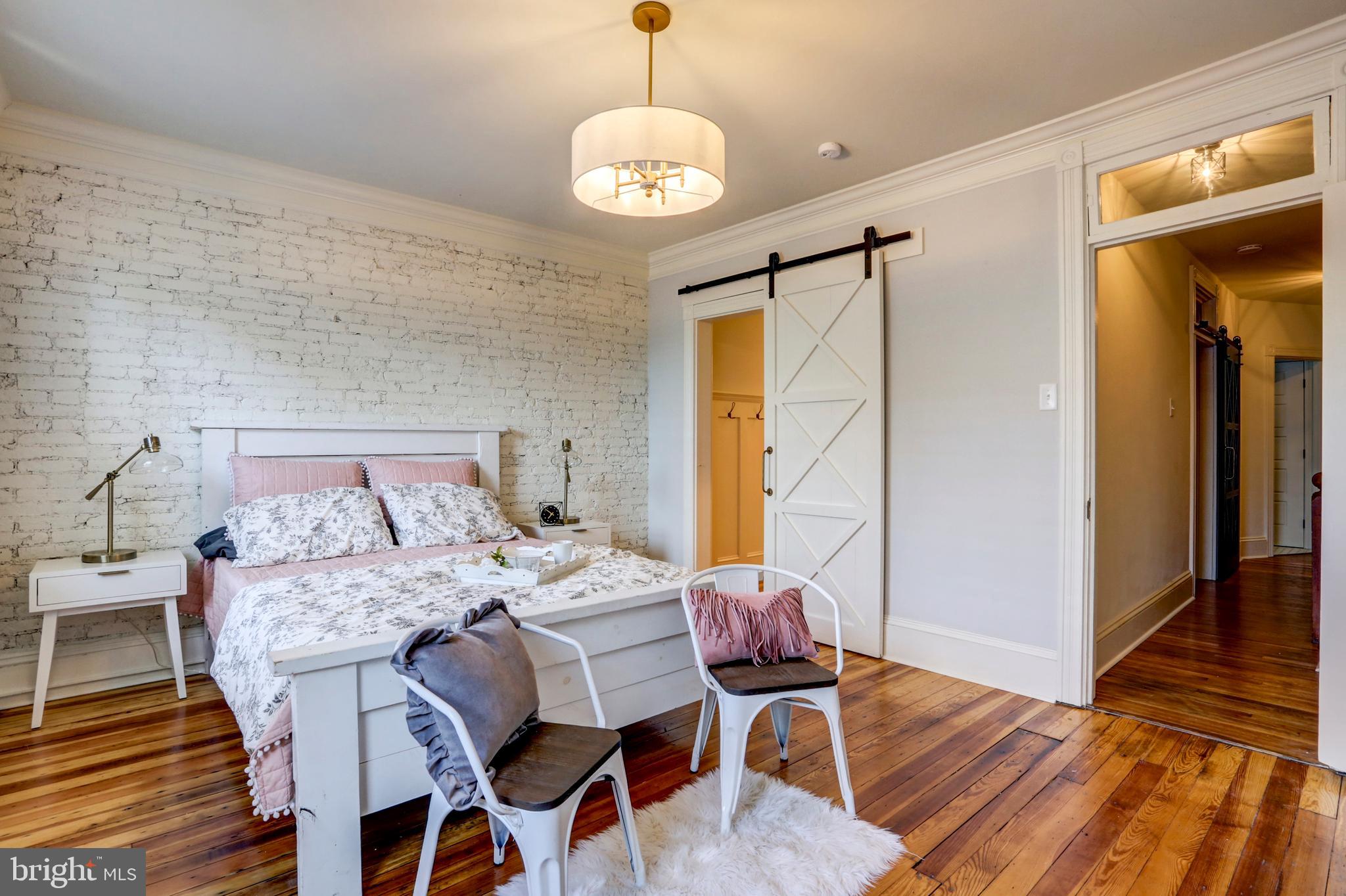 LANCASTER - Residential
