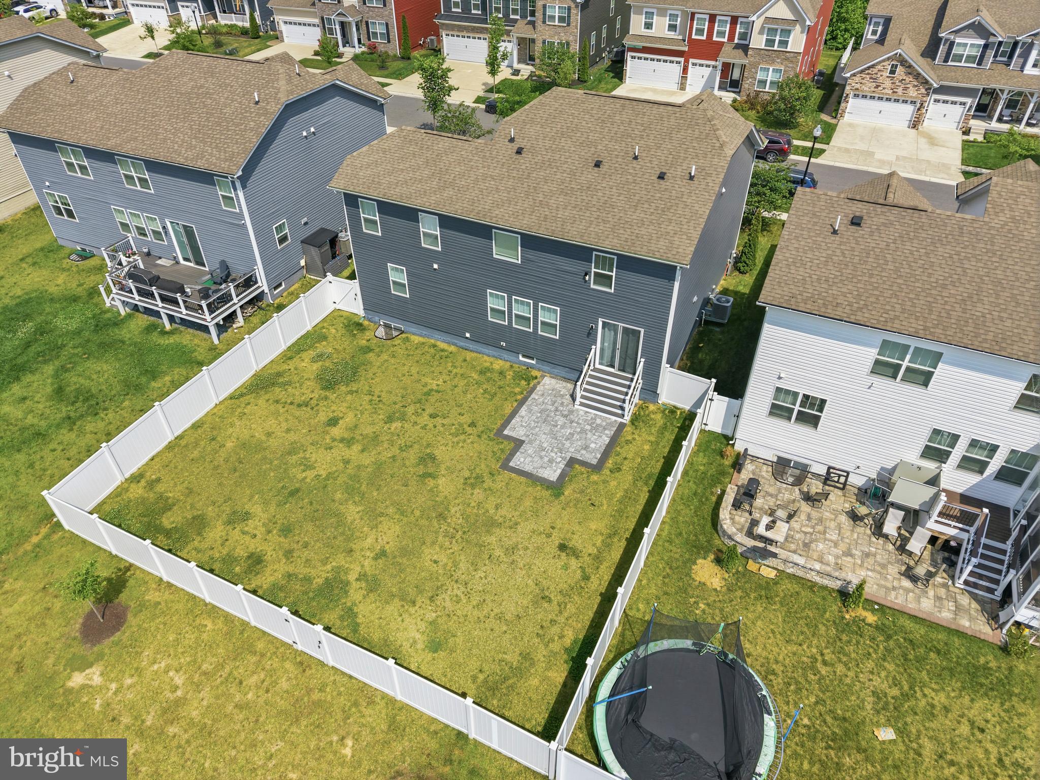 TWO RIVERS - Residential