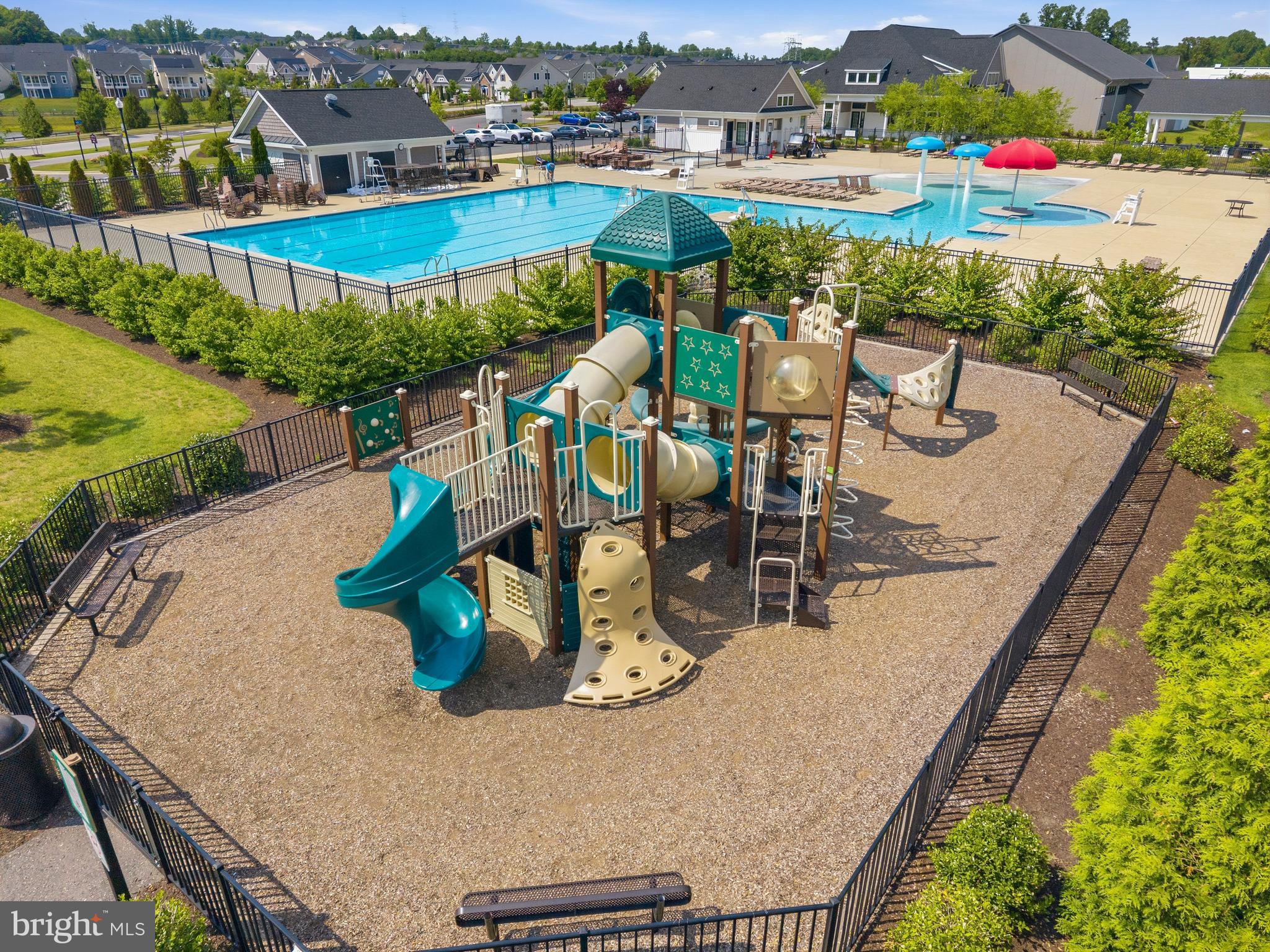 TWO RIVERS - Residential
