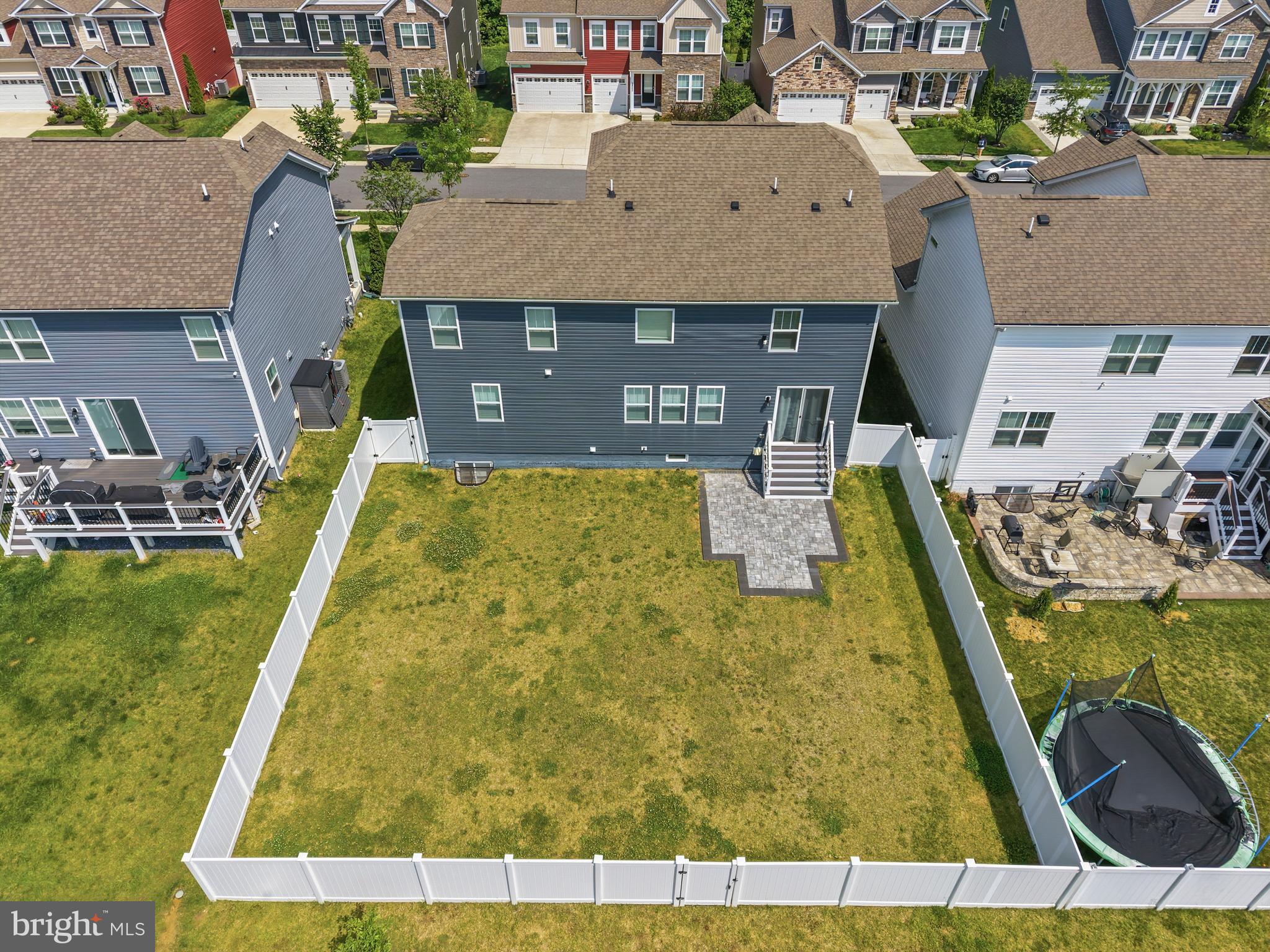 TWO RIVERS - Residential