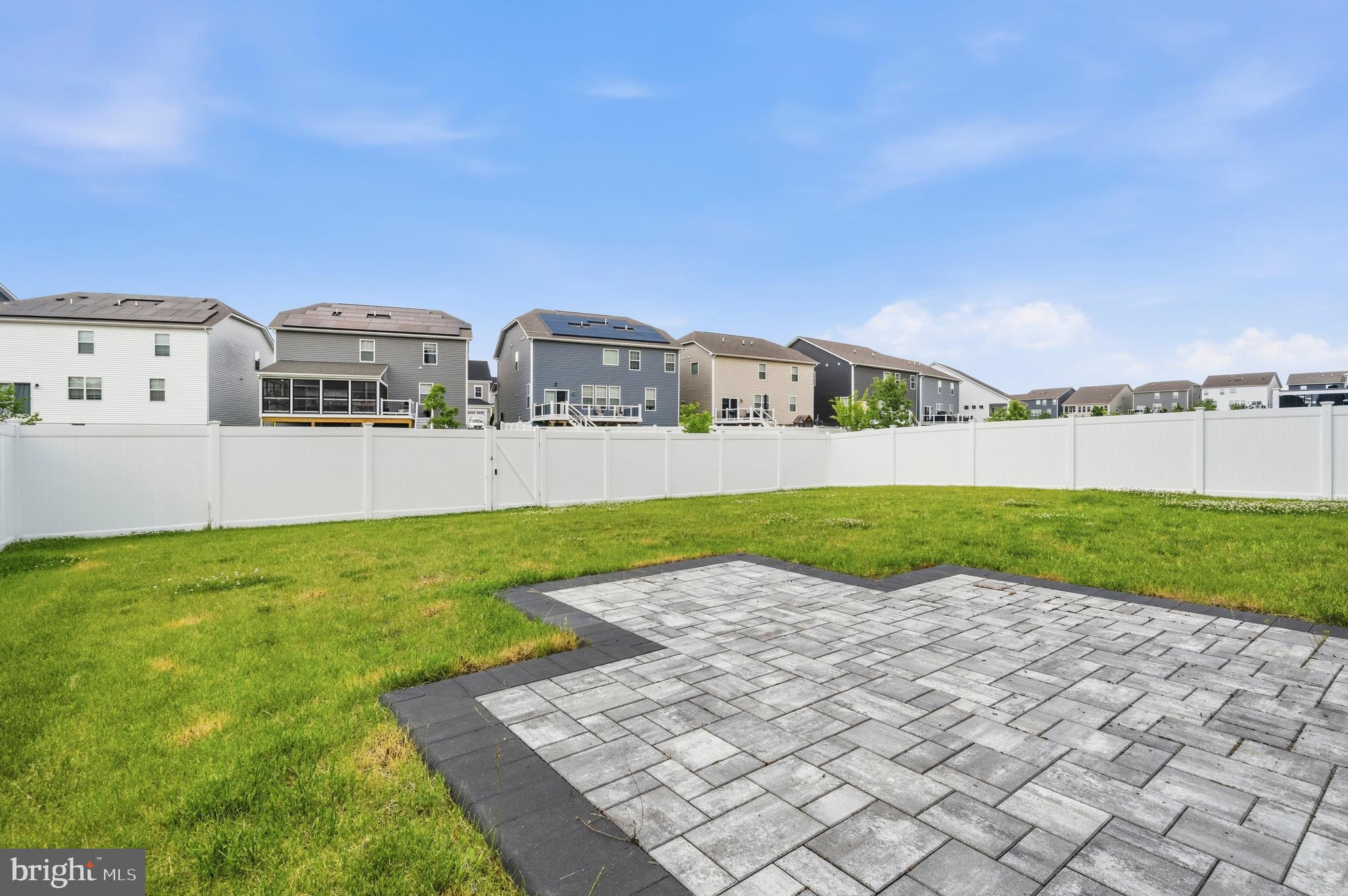 TWO RIVERS - Residential