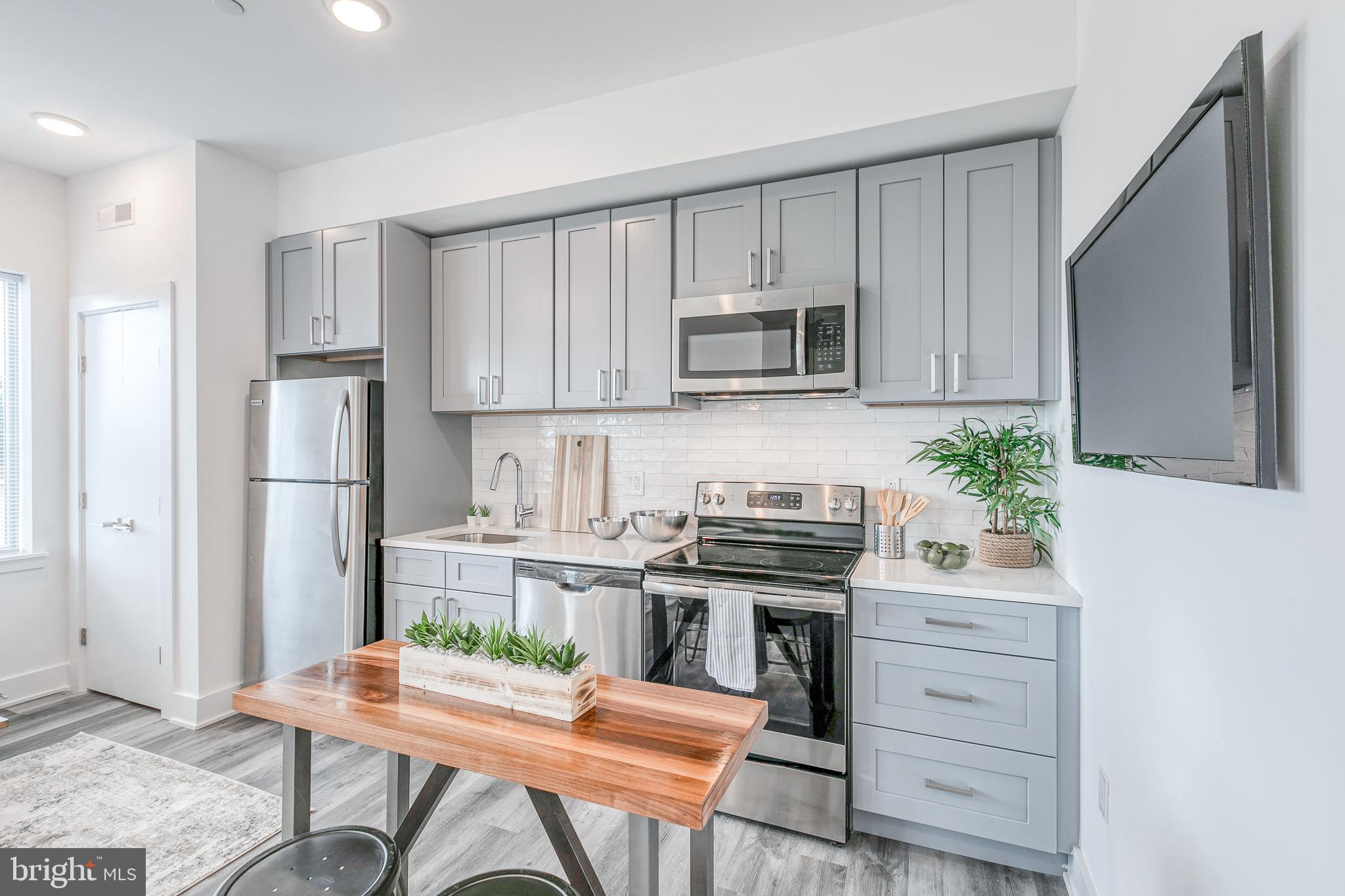 GRADUATE HOSPITAL - Residential Lease