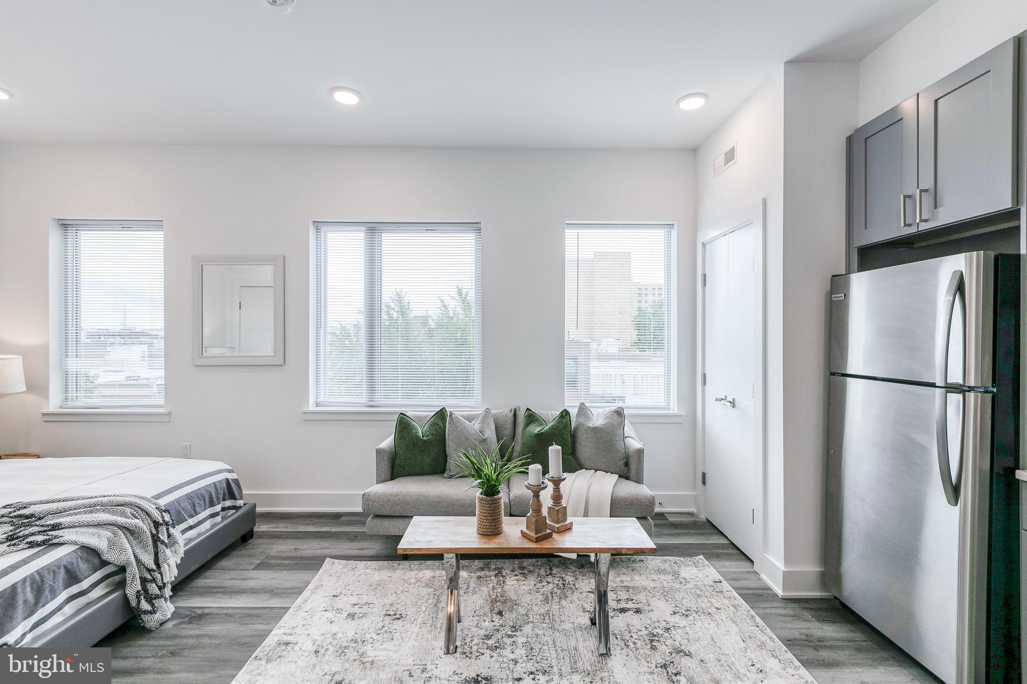 GRADUATE HOSPITAL - Residential Lease