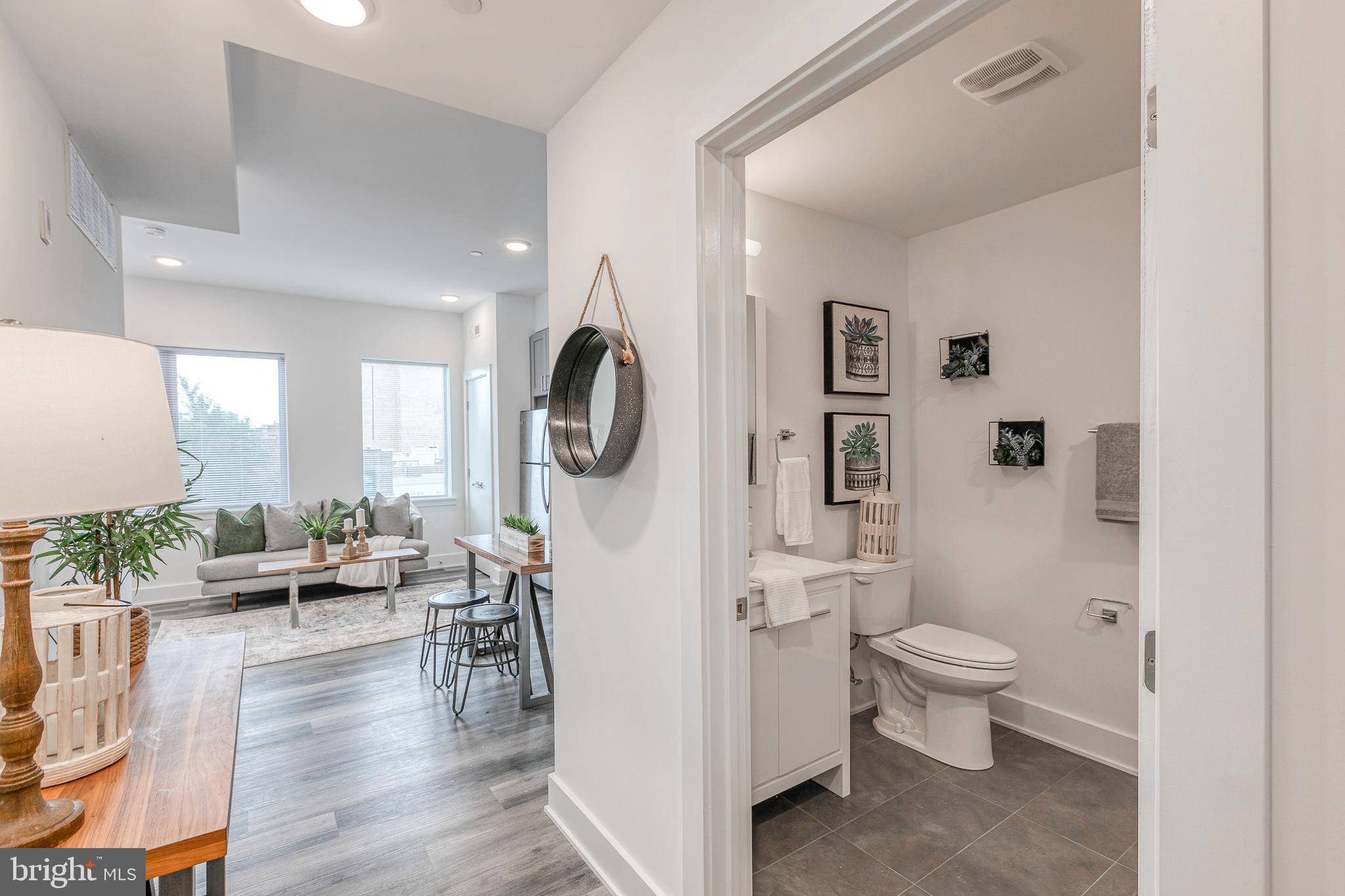 GRADUATE HOSPITAL - Residential Lease