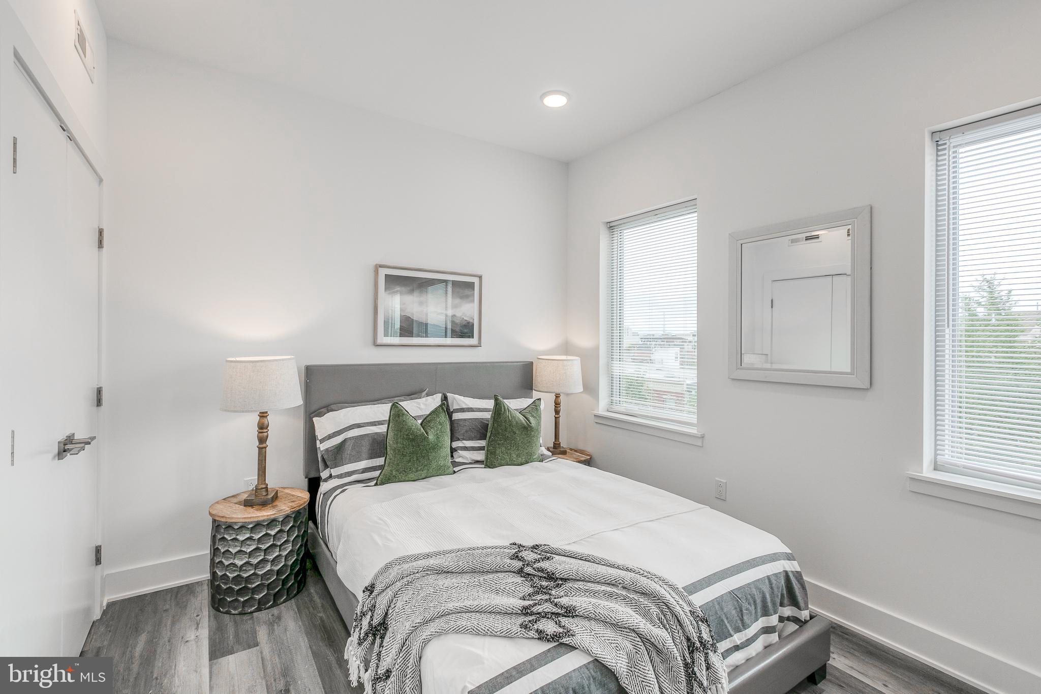 GRADUATE HOSPITAL - Residential Lease