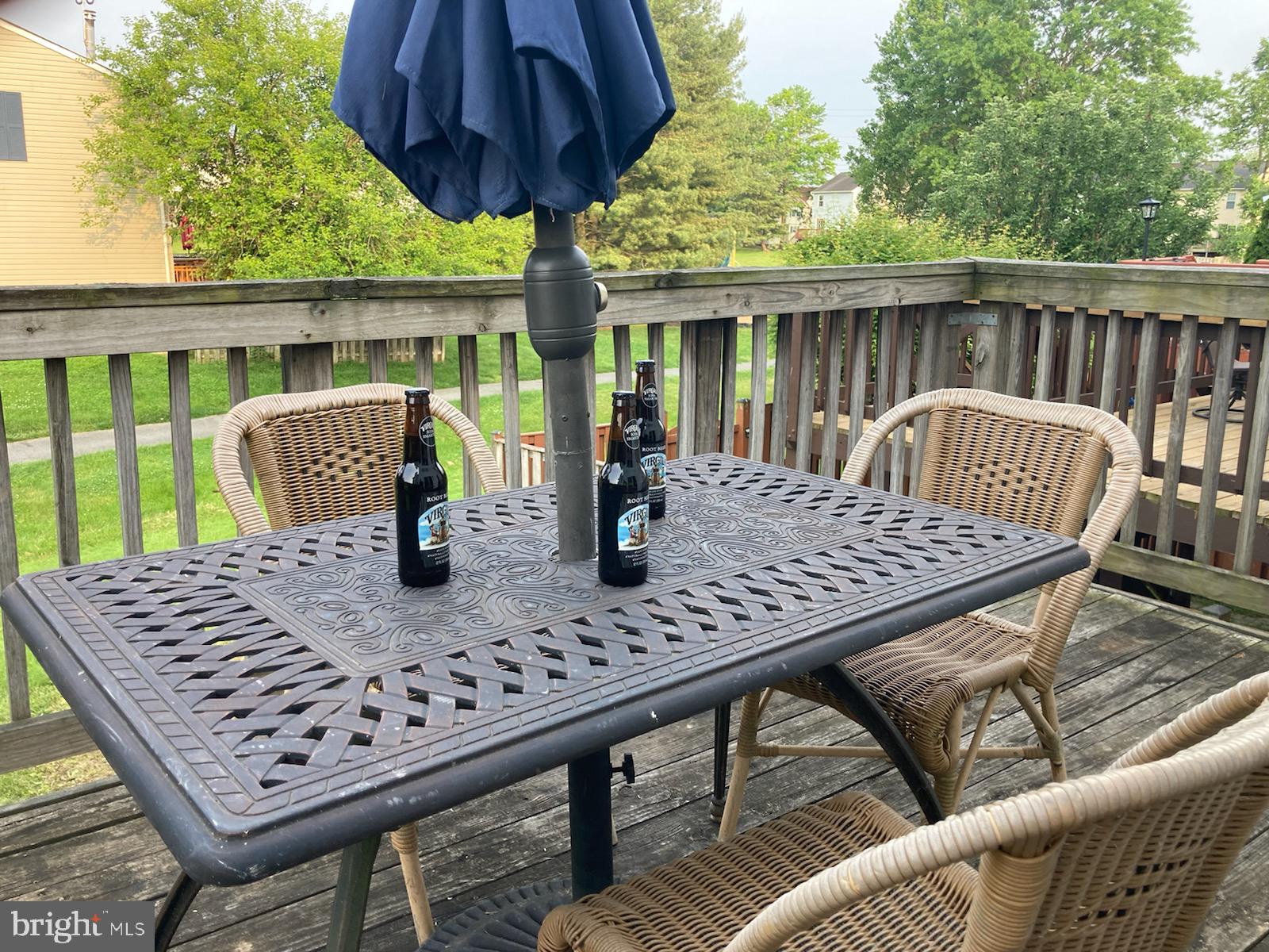 ROBIN MEADOWS - Residential