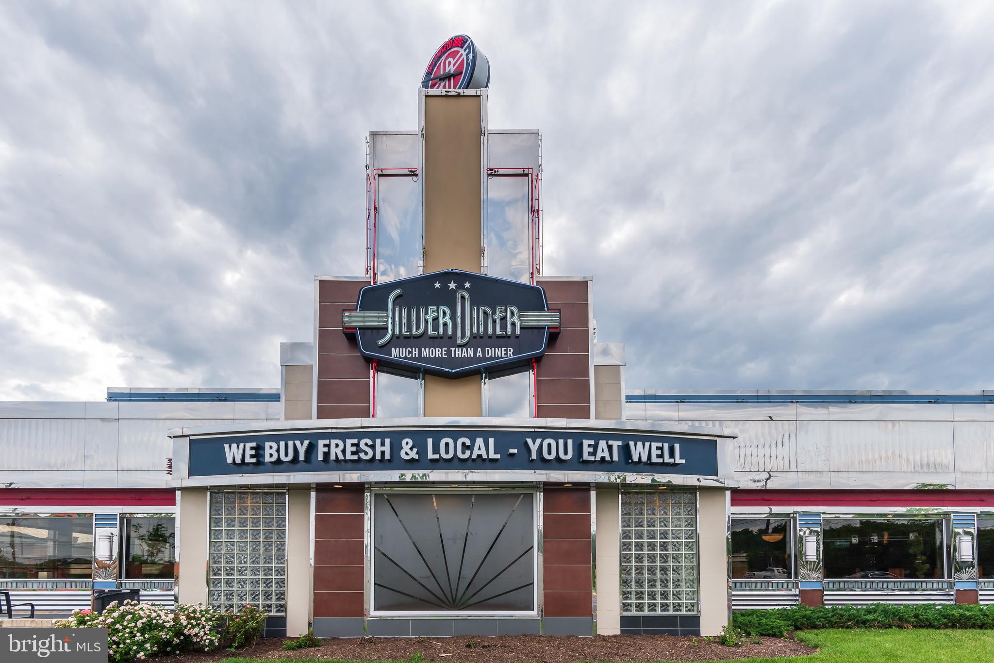 ROBIN MEADOWS - Residential