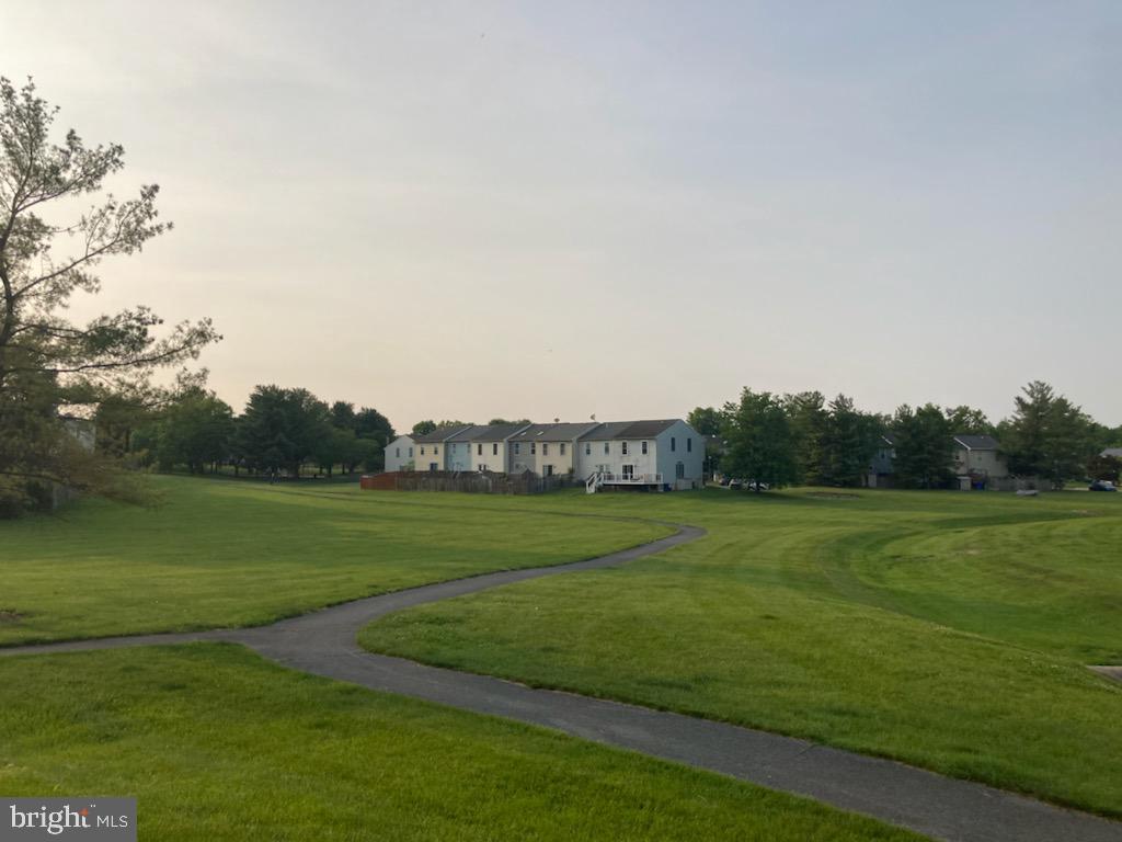 ROBIN MEADOWS - Residential