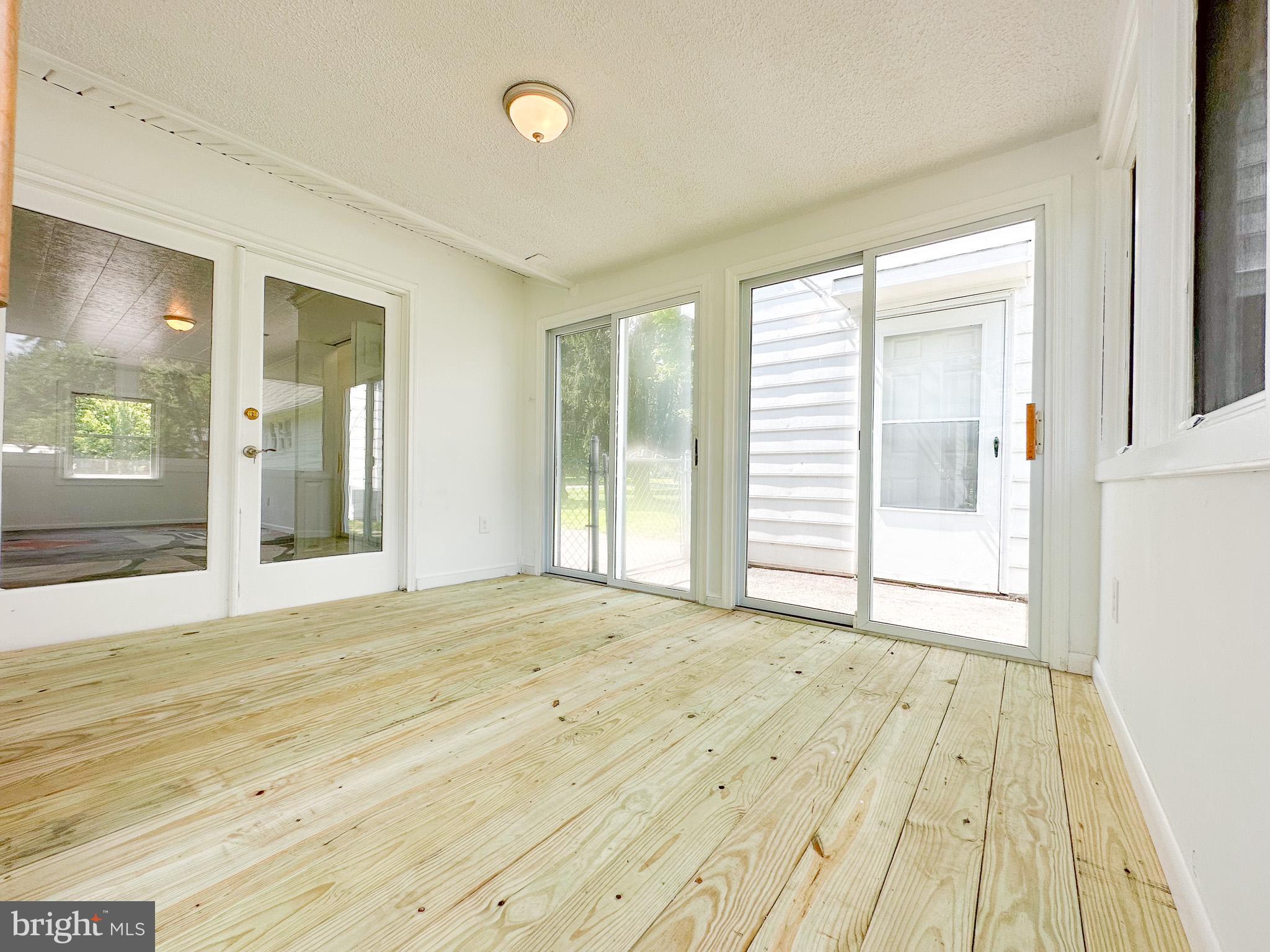 HANOVER FARMS - Residential