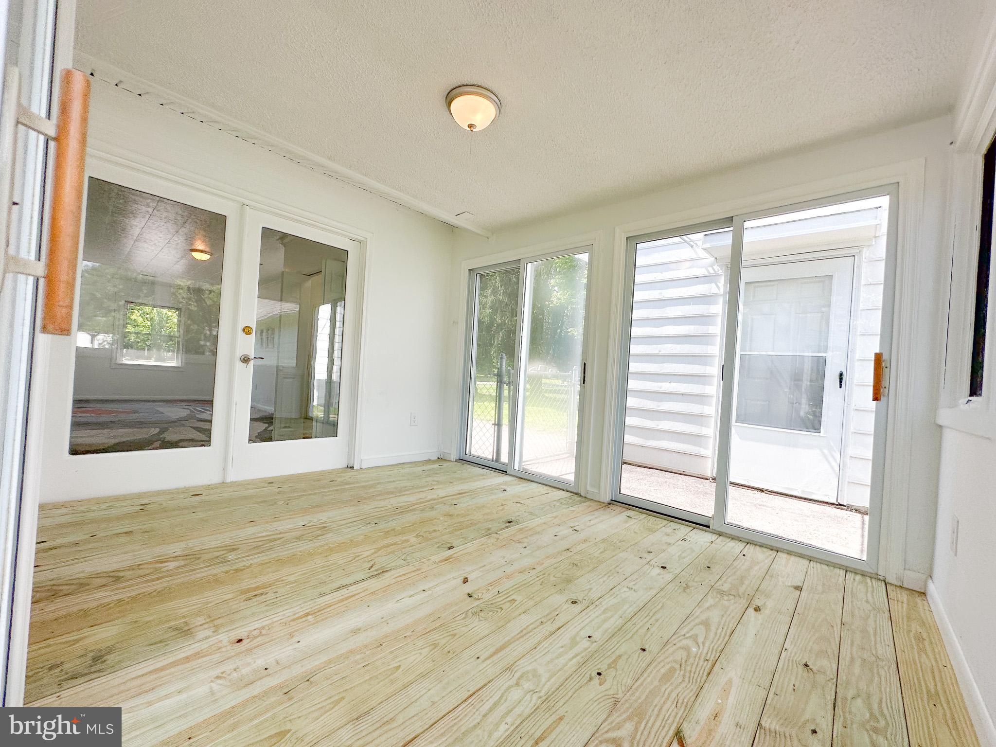 HANOVER FARMS - Residential