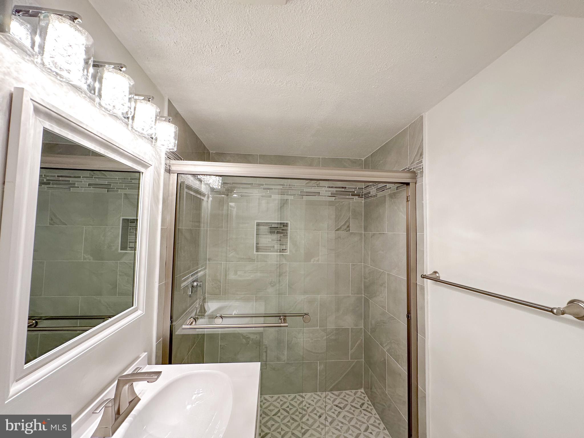 HANOVER FARMS - Residential