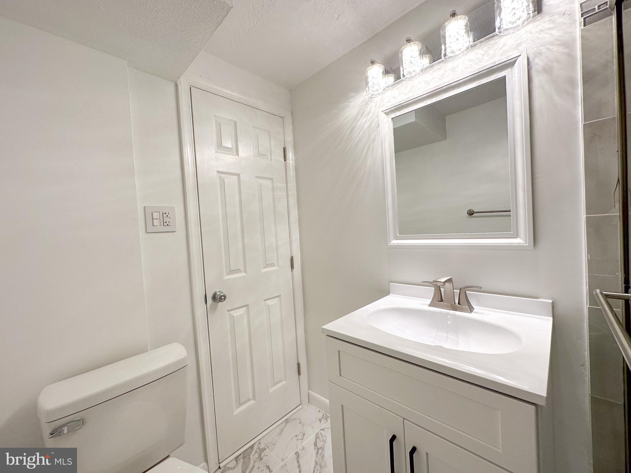 HANOVER FARMS - Residential