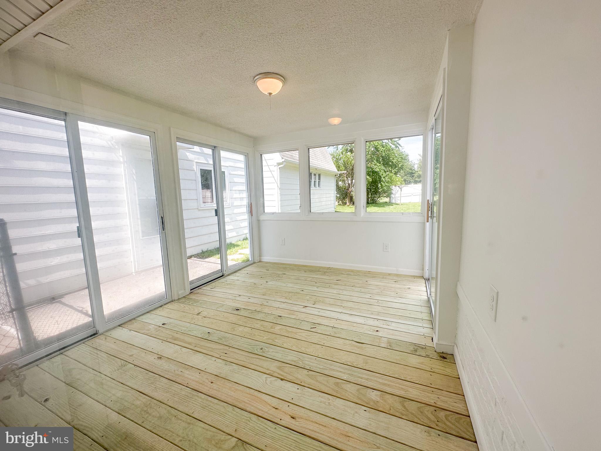 HANOVER FARMS - Residential