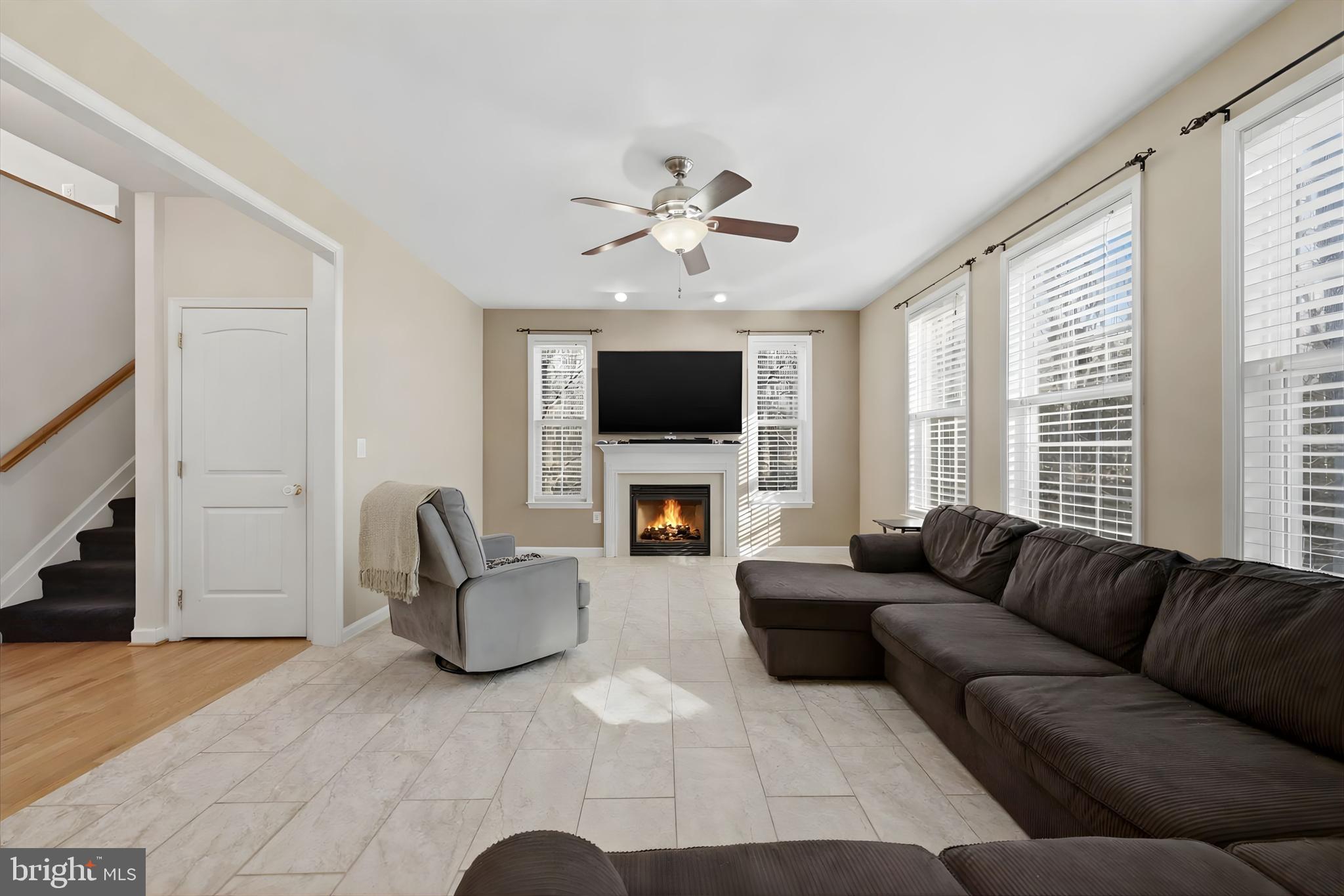 PRESIDENTIAL LAKES - Residential