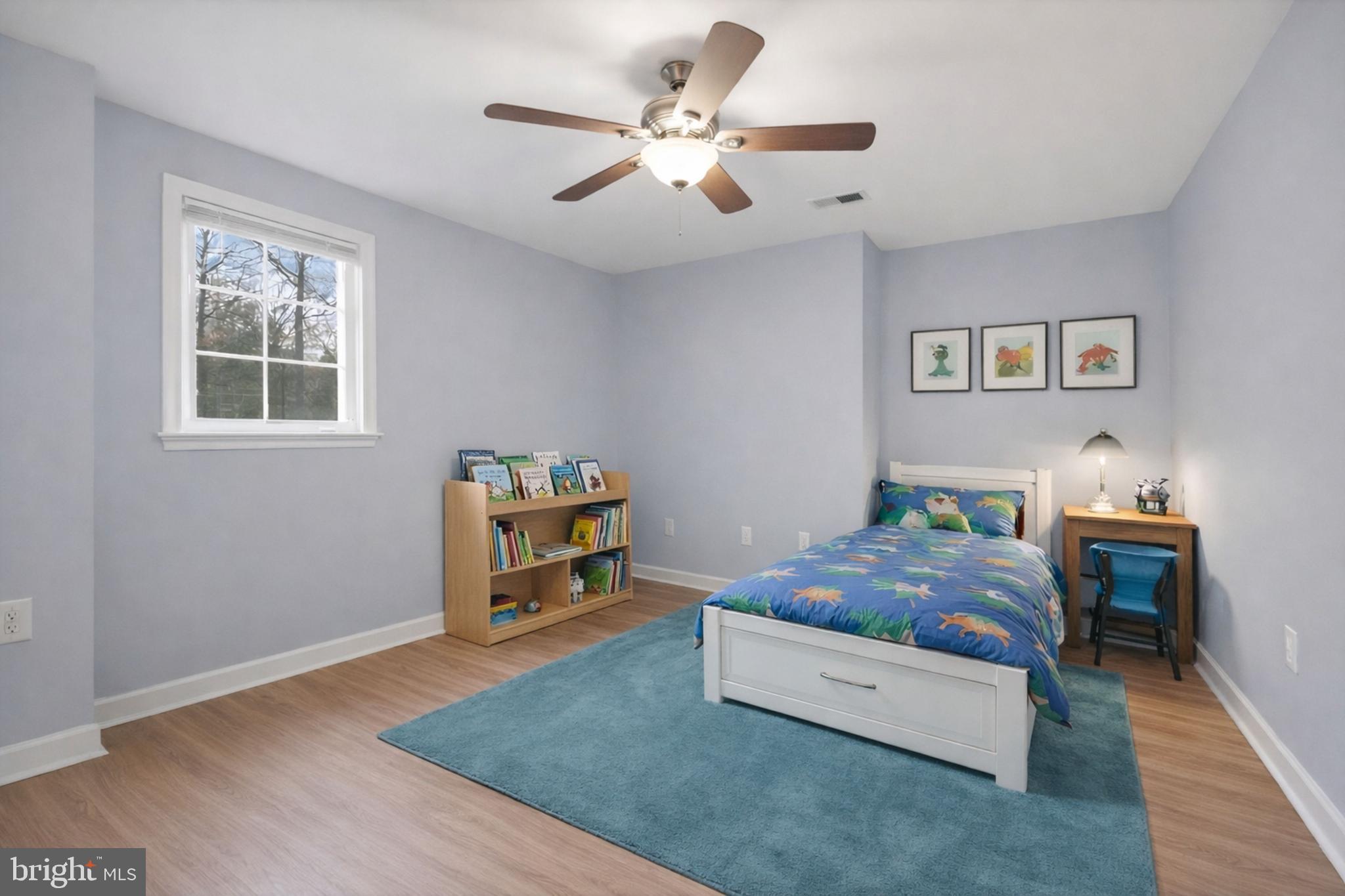 PRESIDENTIAL LAKES - Residential