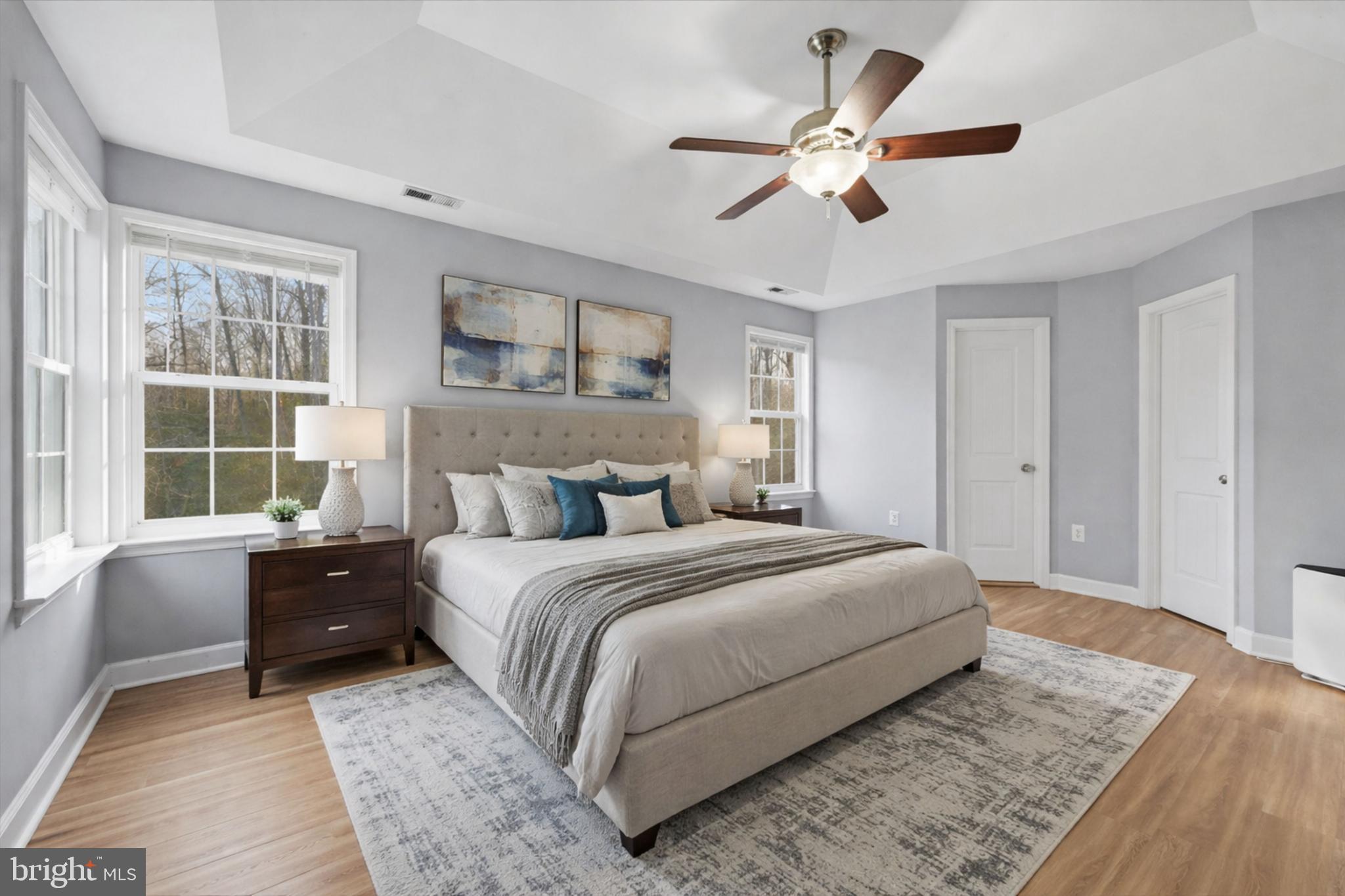 PRESIDENTIAL LAKES - Residential