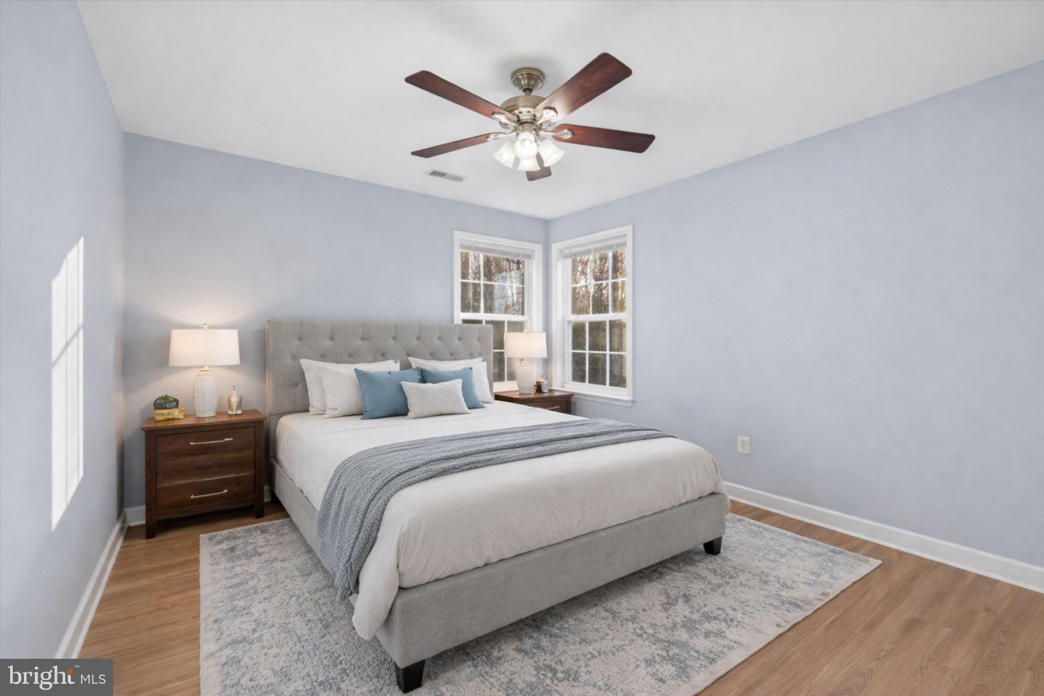 PRESIDENTIAL LAKES - Residential