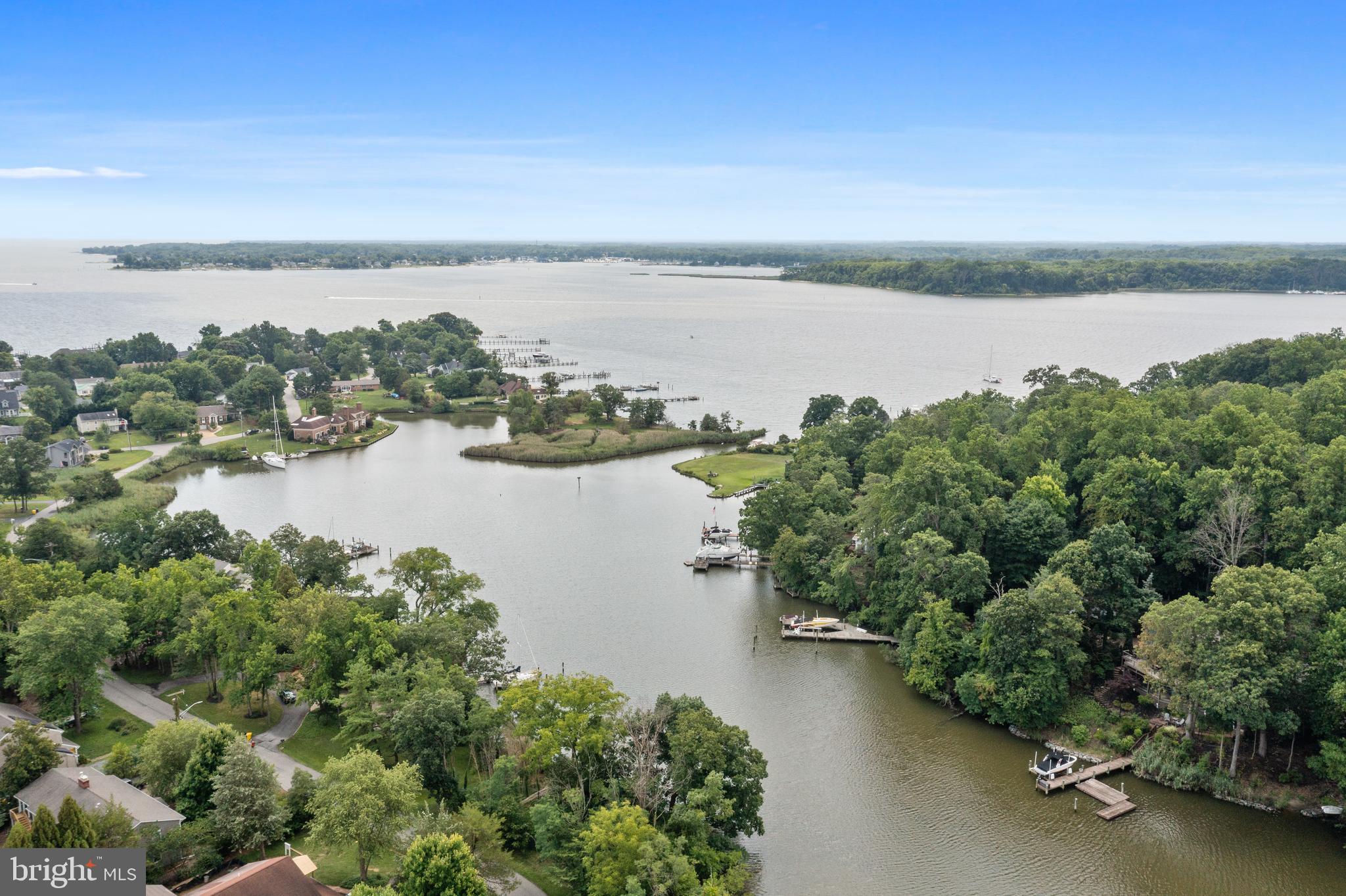 HILLSMERE SHORES - Residential