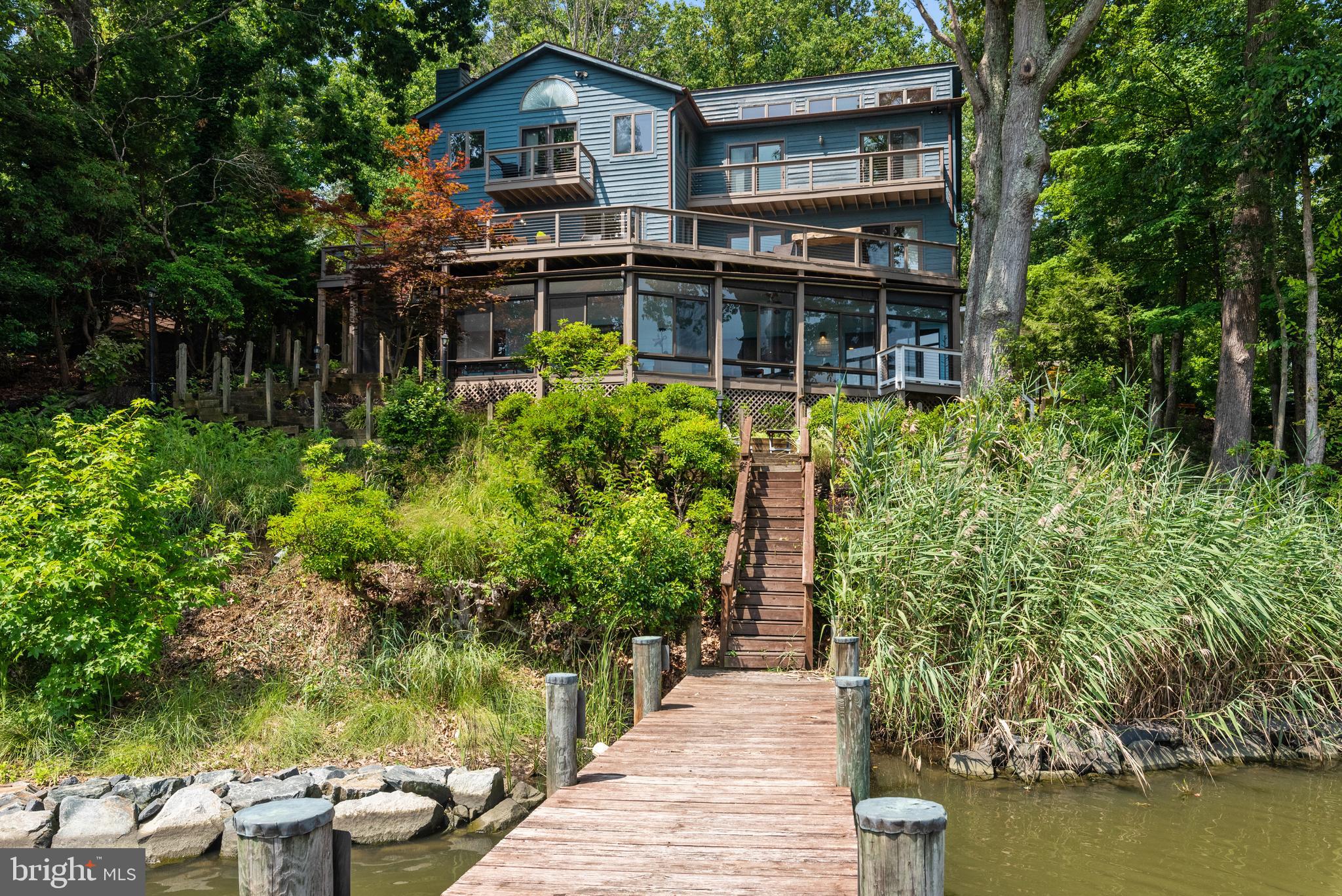 HILLSMERE SHORES - Residential