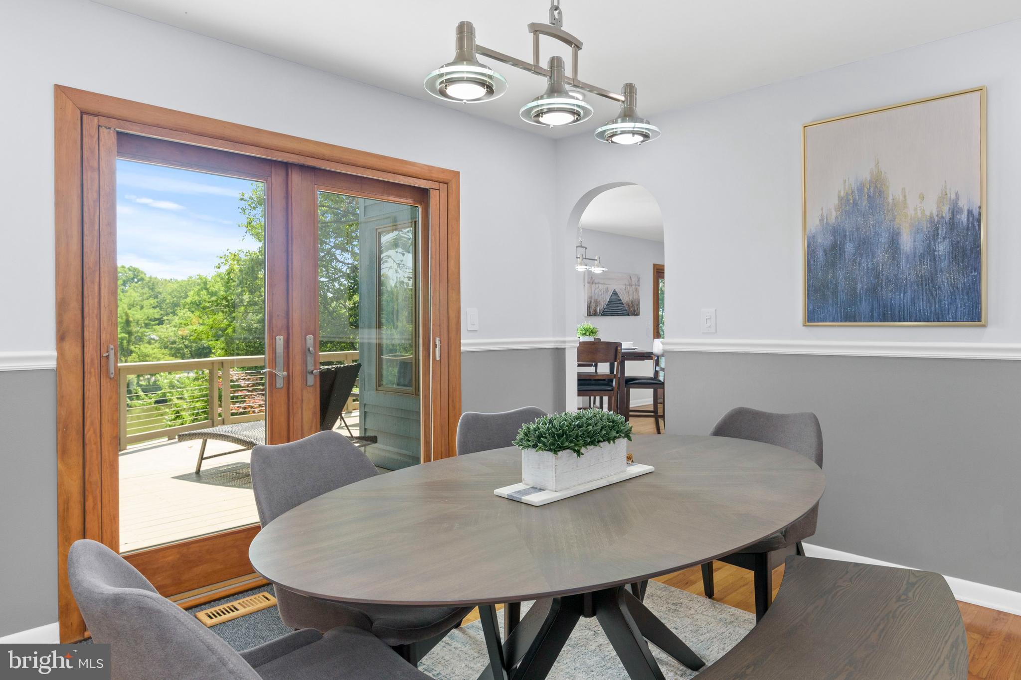 HILLSMERE SHORES - Residential