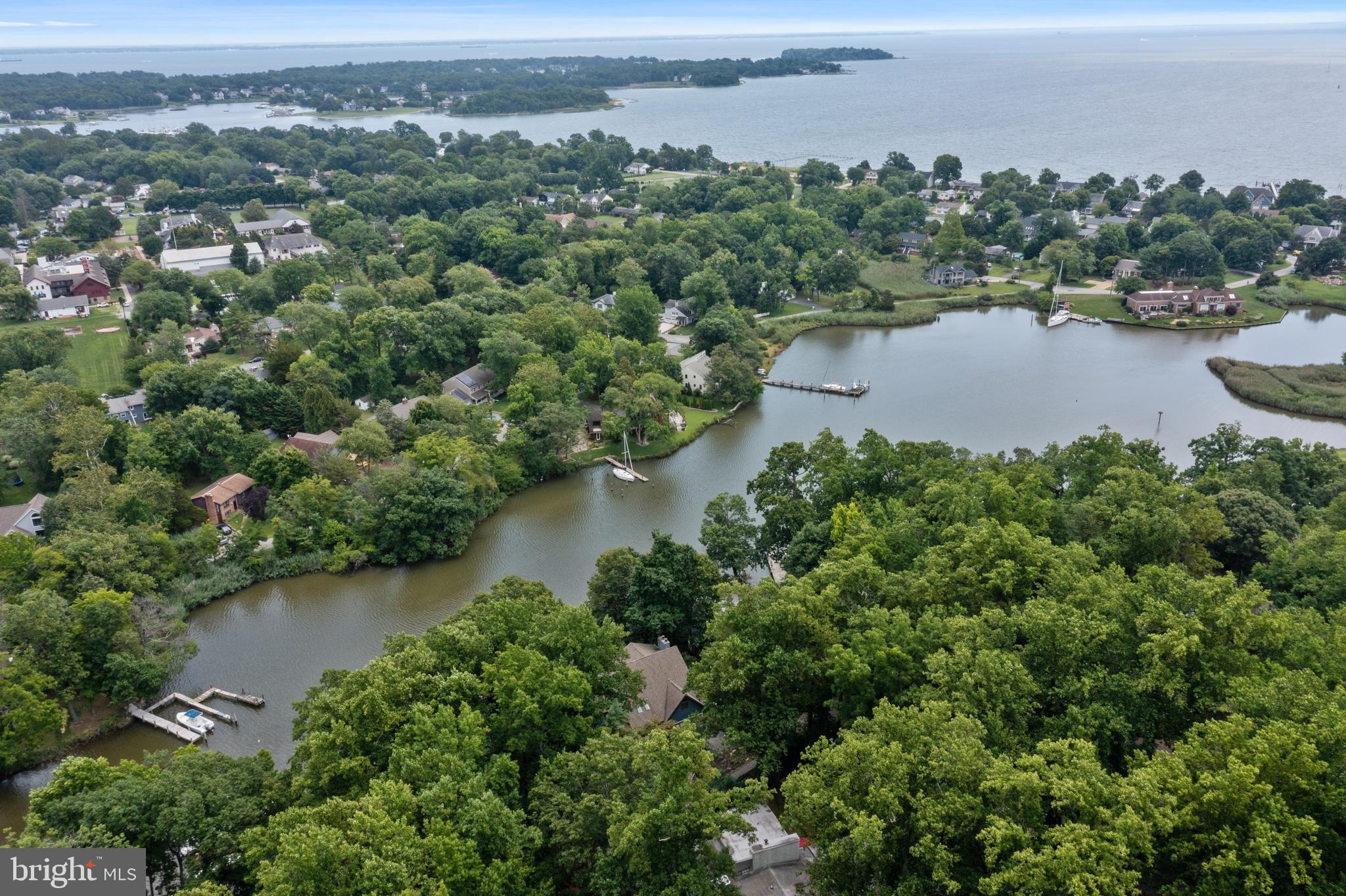 HILLSMERE SHORES - Residential