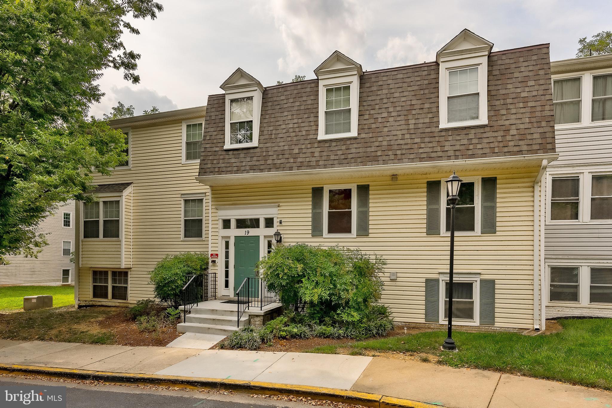 ESPRIT - Residential Lease