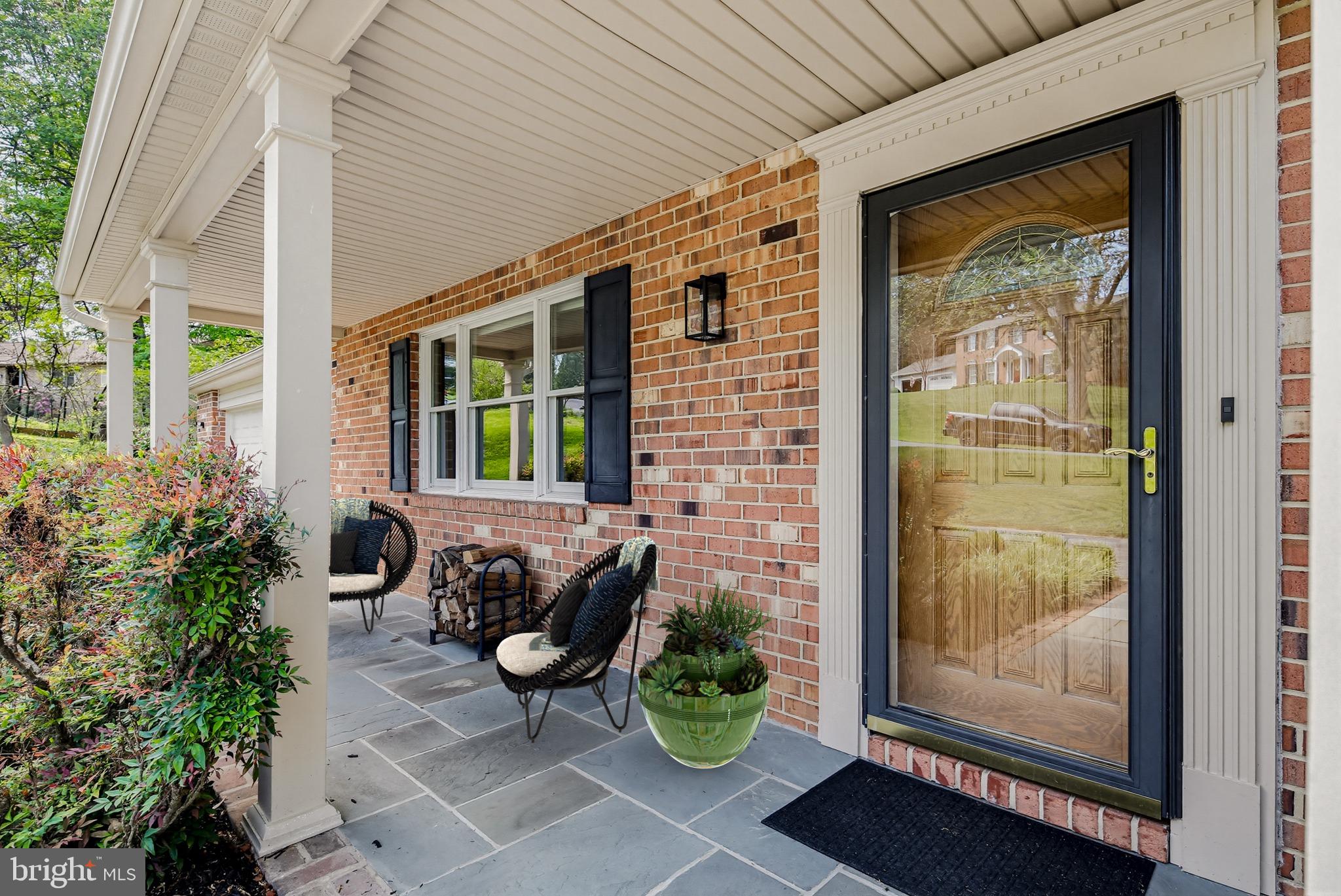 9359 DUFF COURT