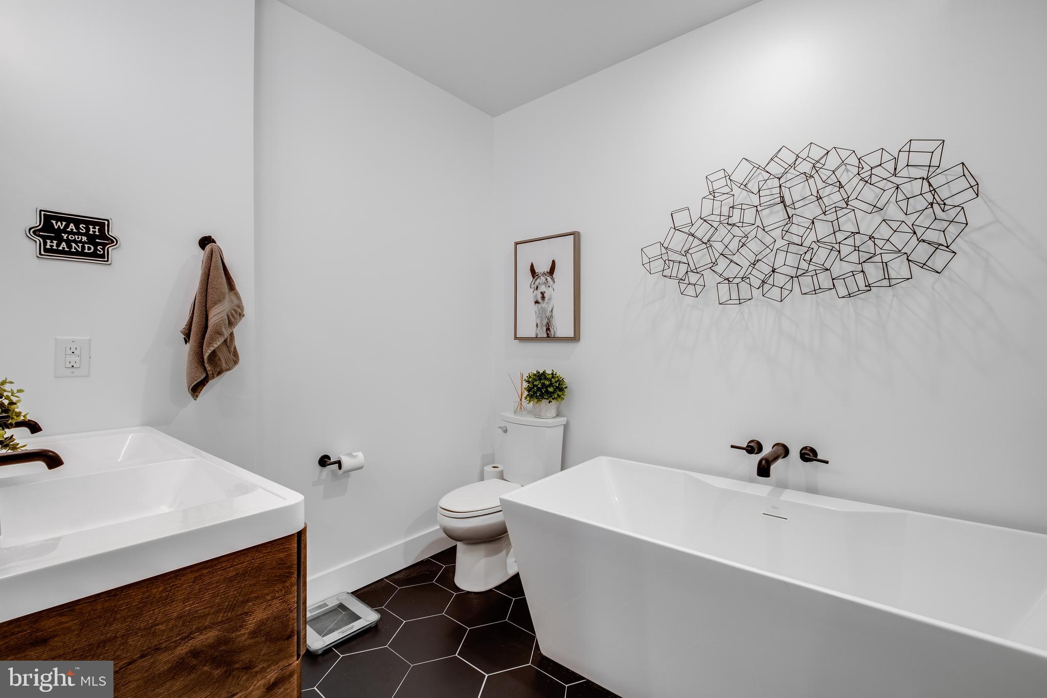 SOUTH KENSINGTON - Residential