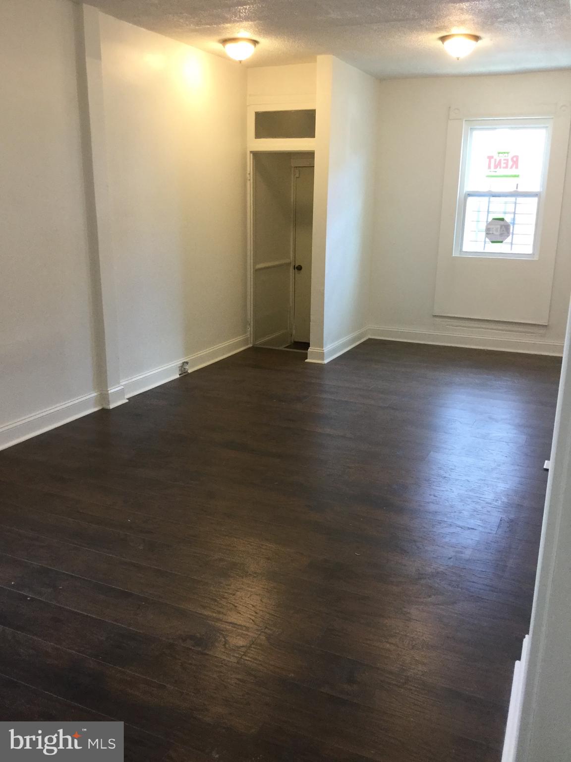 MADISON EASTEND - Residential Lease