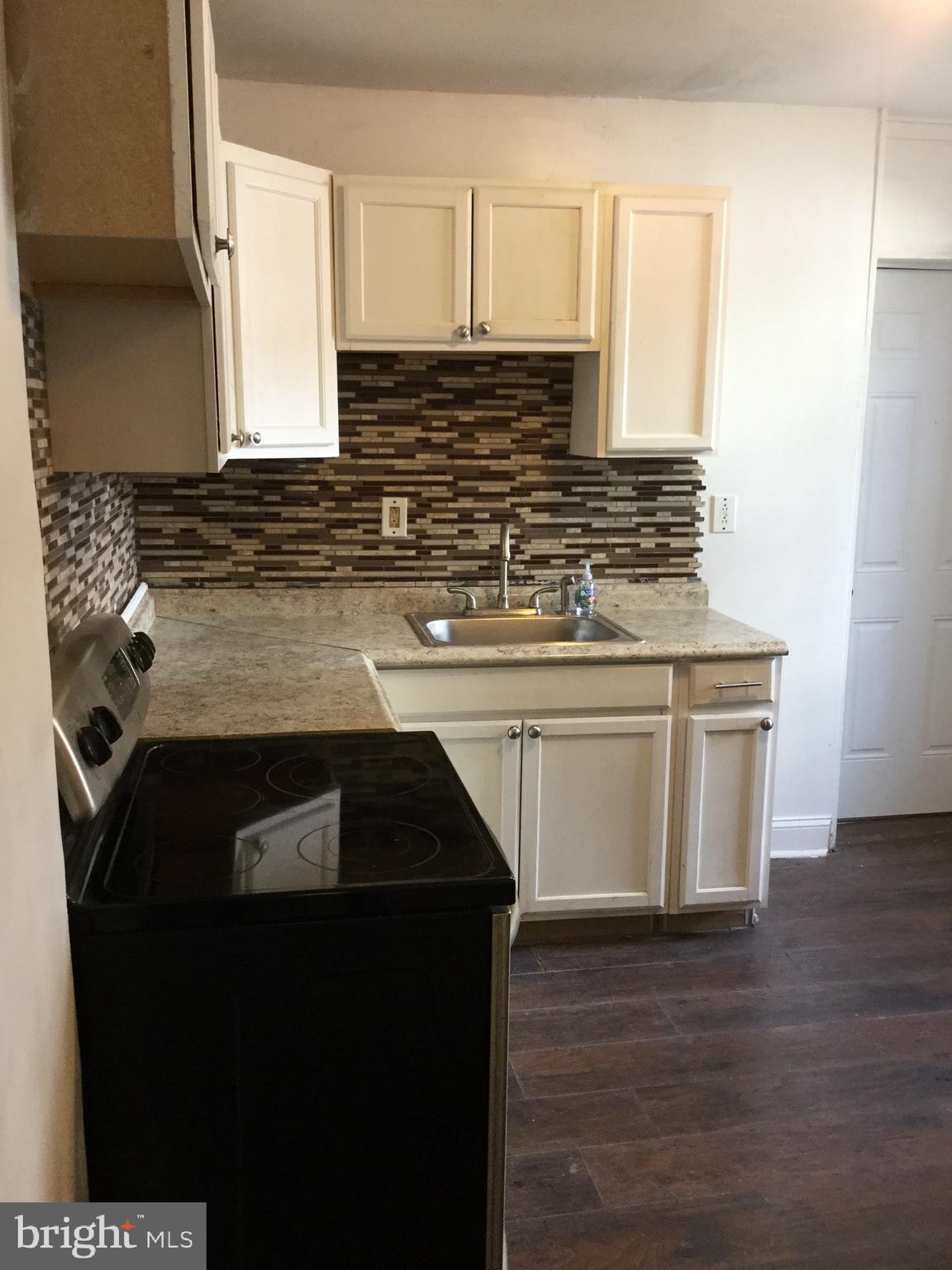 MADISON EASTEND - Residential Lease