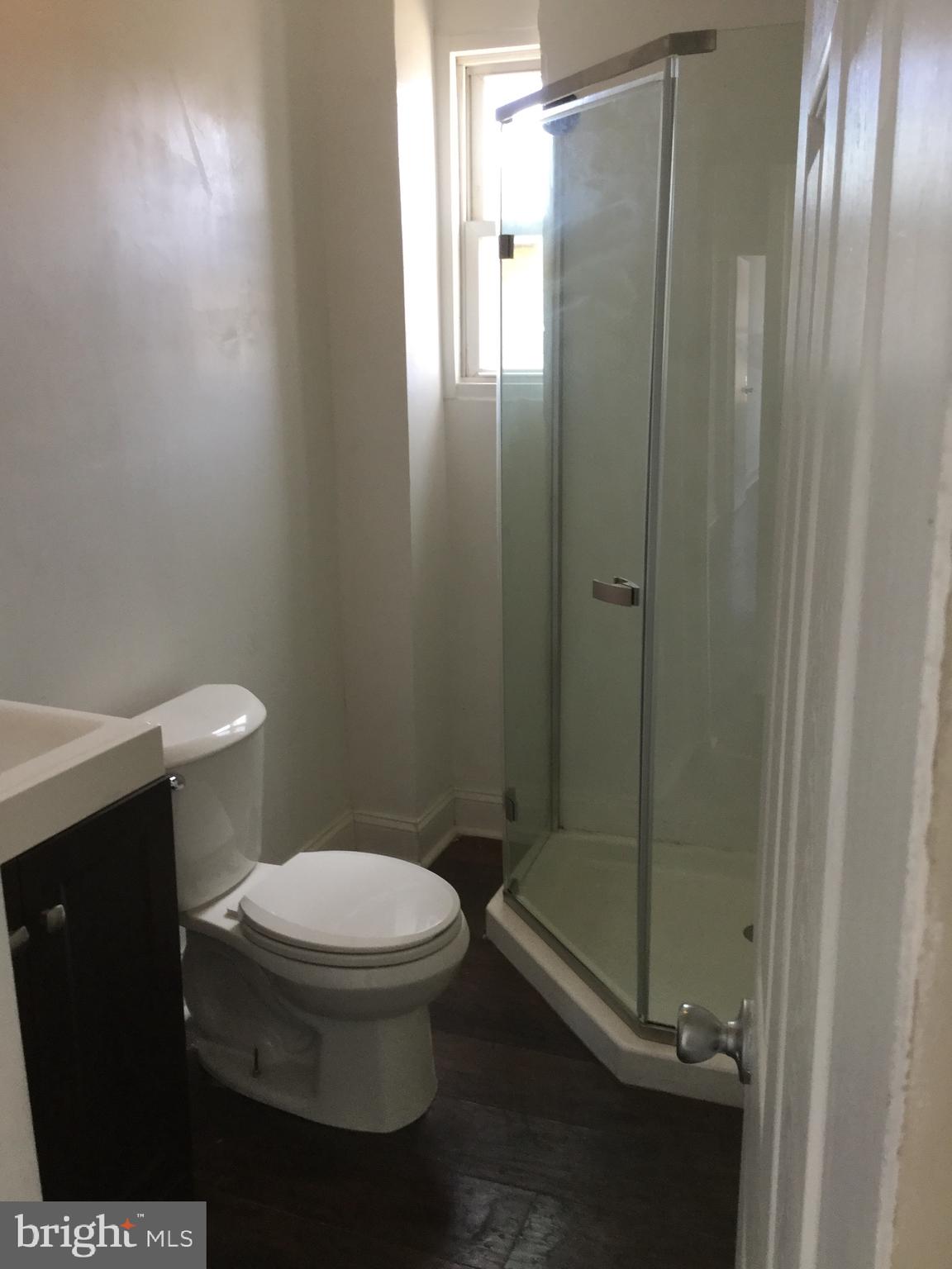 MADISON EASTEND - Residential Lease