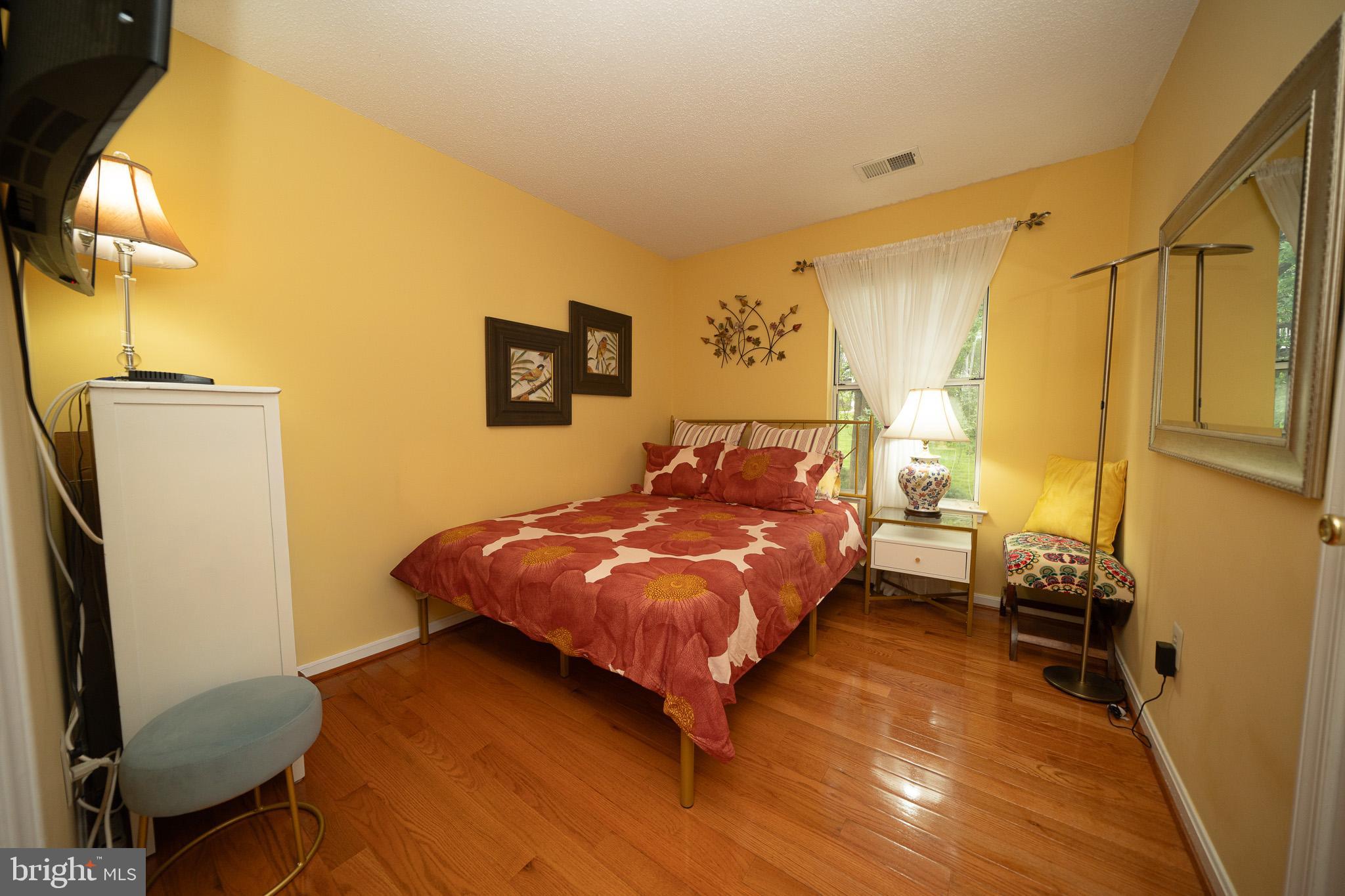 LONGMEAD CROSSING - Residential