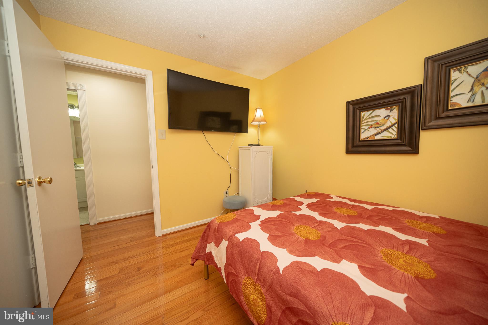 LONGMEAD CROSSING - Residential