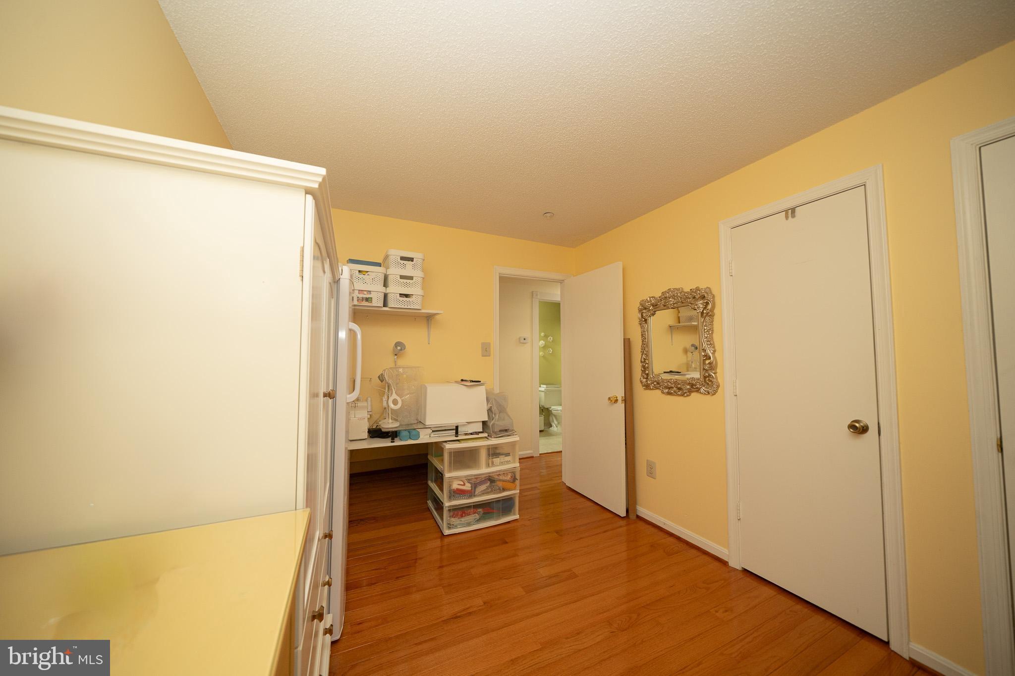 LONGMEAD CROSSING - Residential