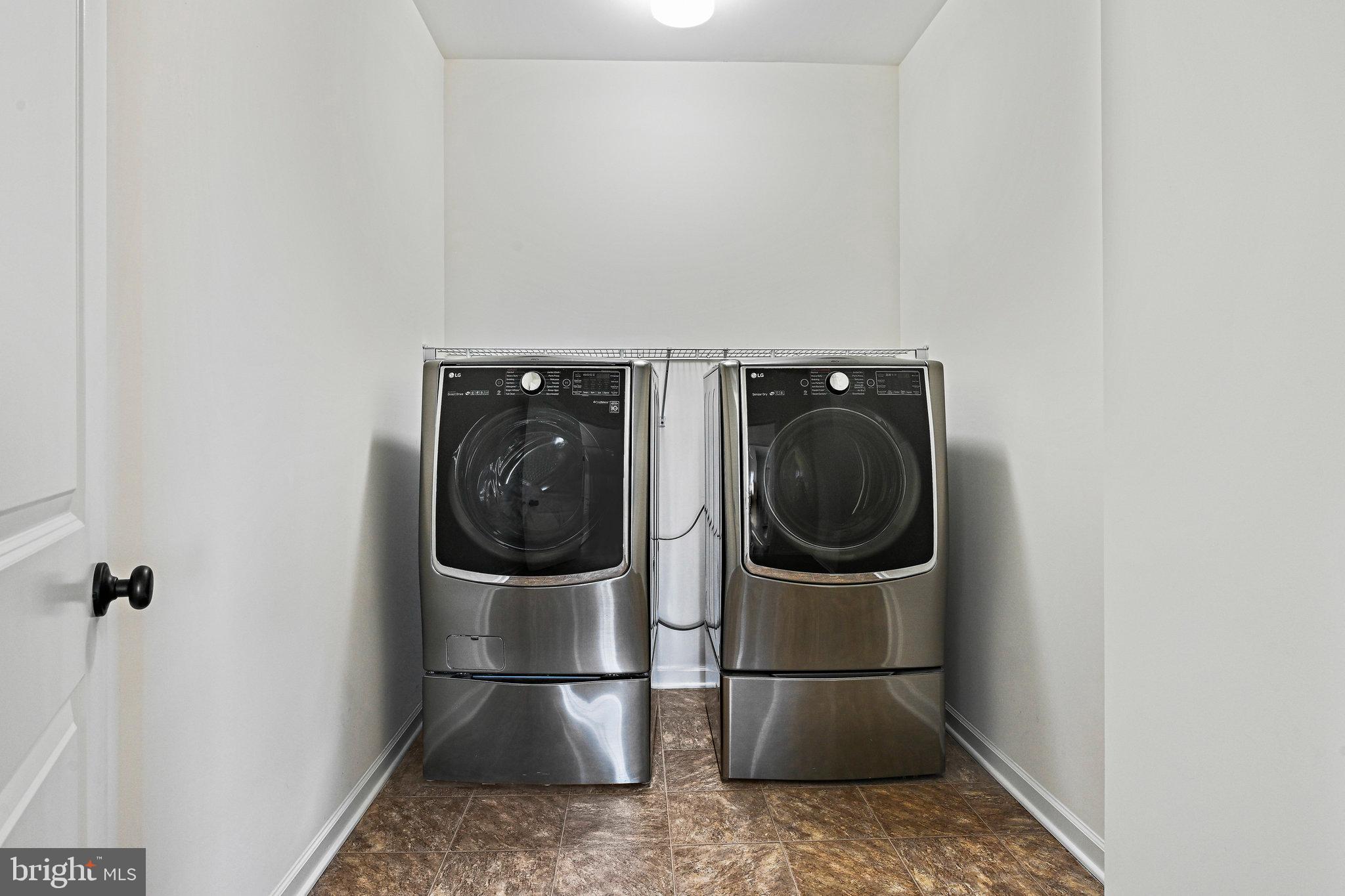 LENAH MILL - Residential