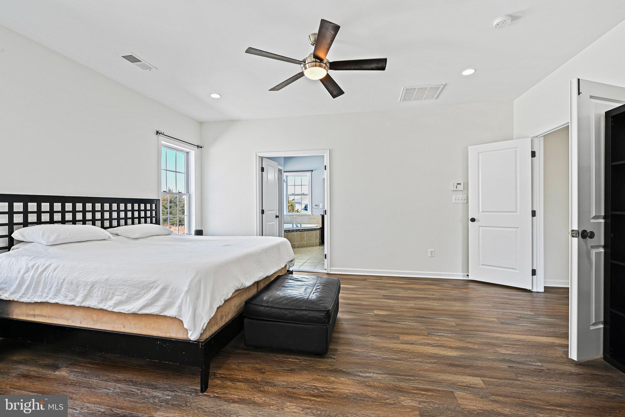 LENAH MILL - Residential