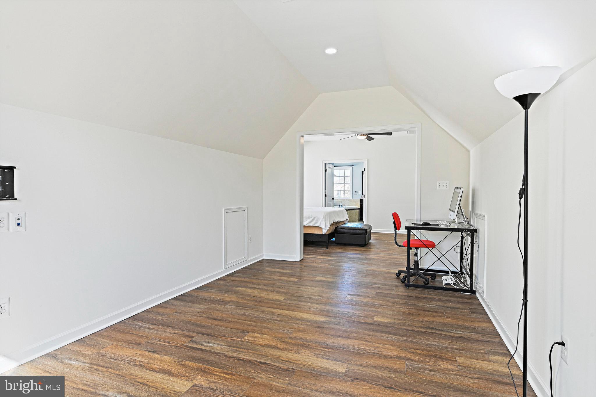 LENAH MILL - Residential