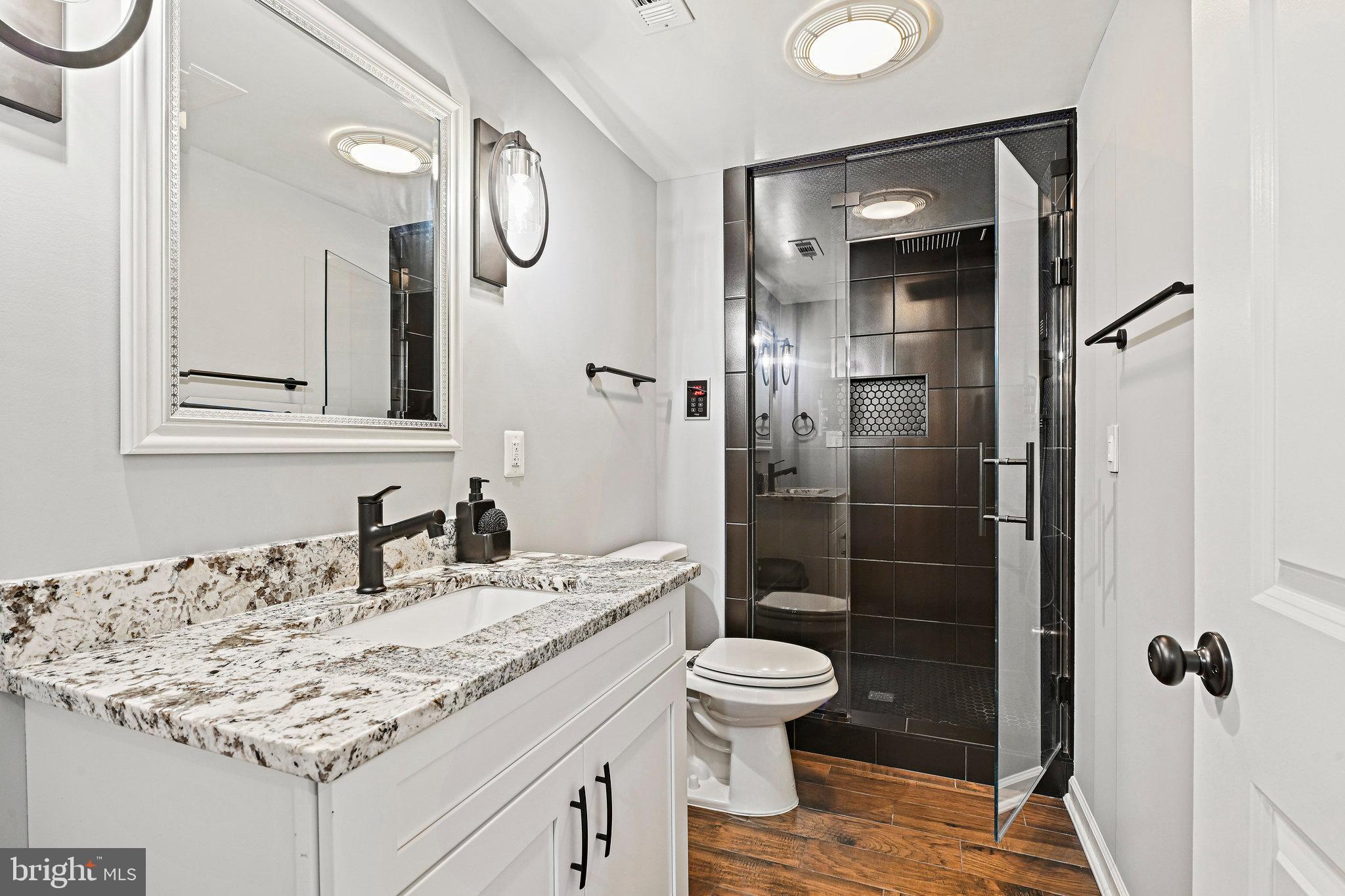 LENAH MILL - Residential