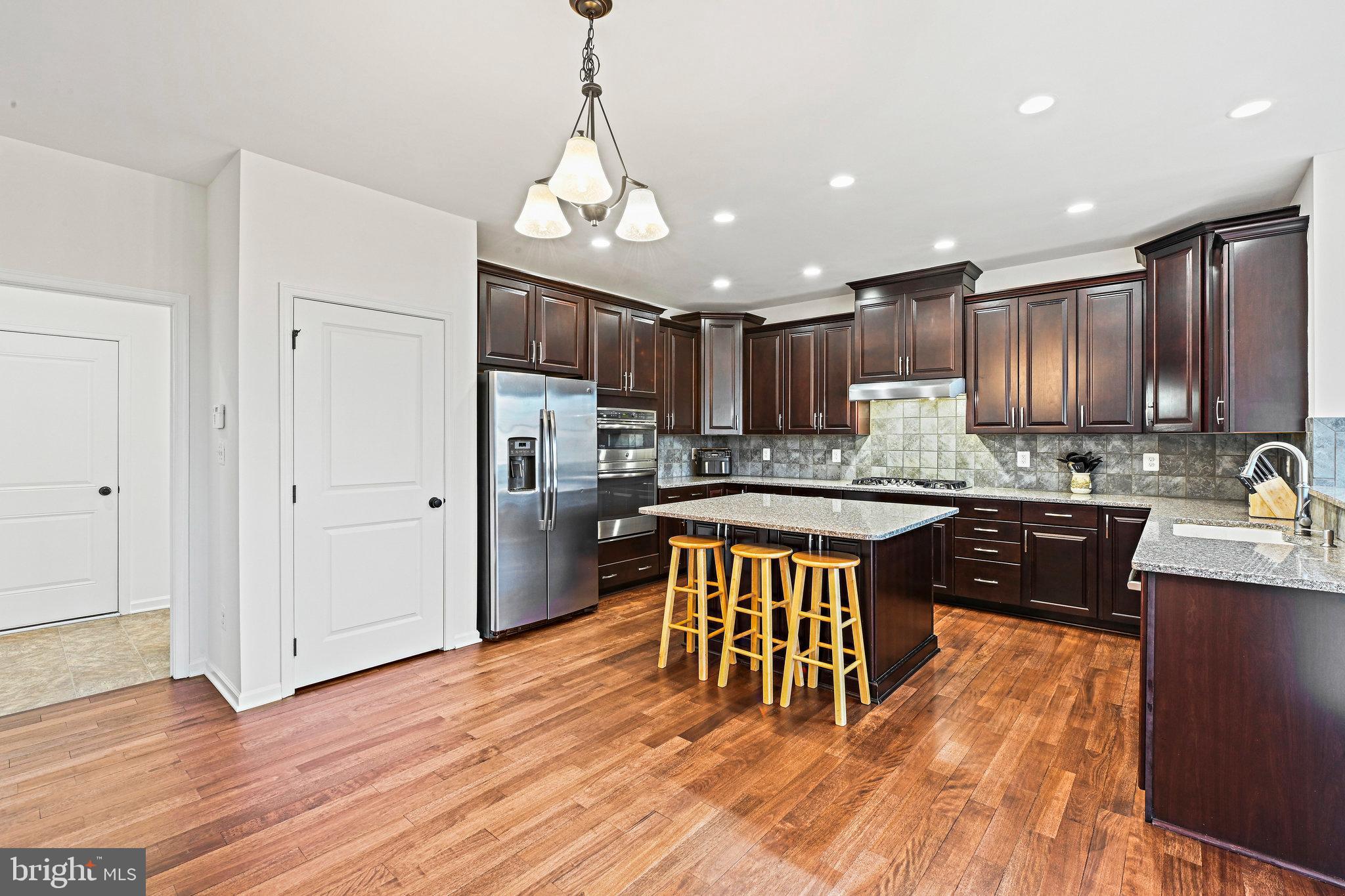 LENAH MILL - Residential