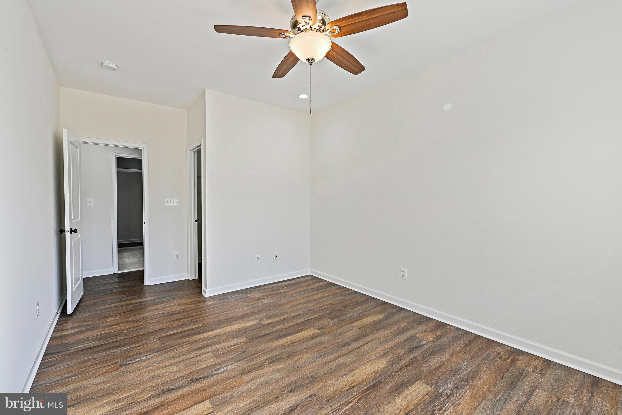 LENAH MILL - Residential