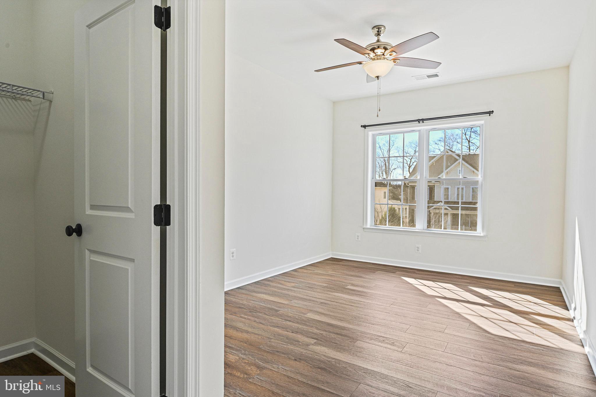 LENAH MILL - Residential