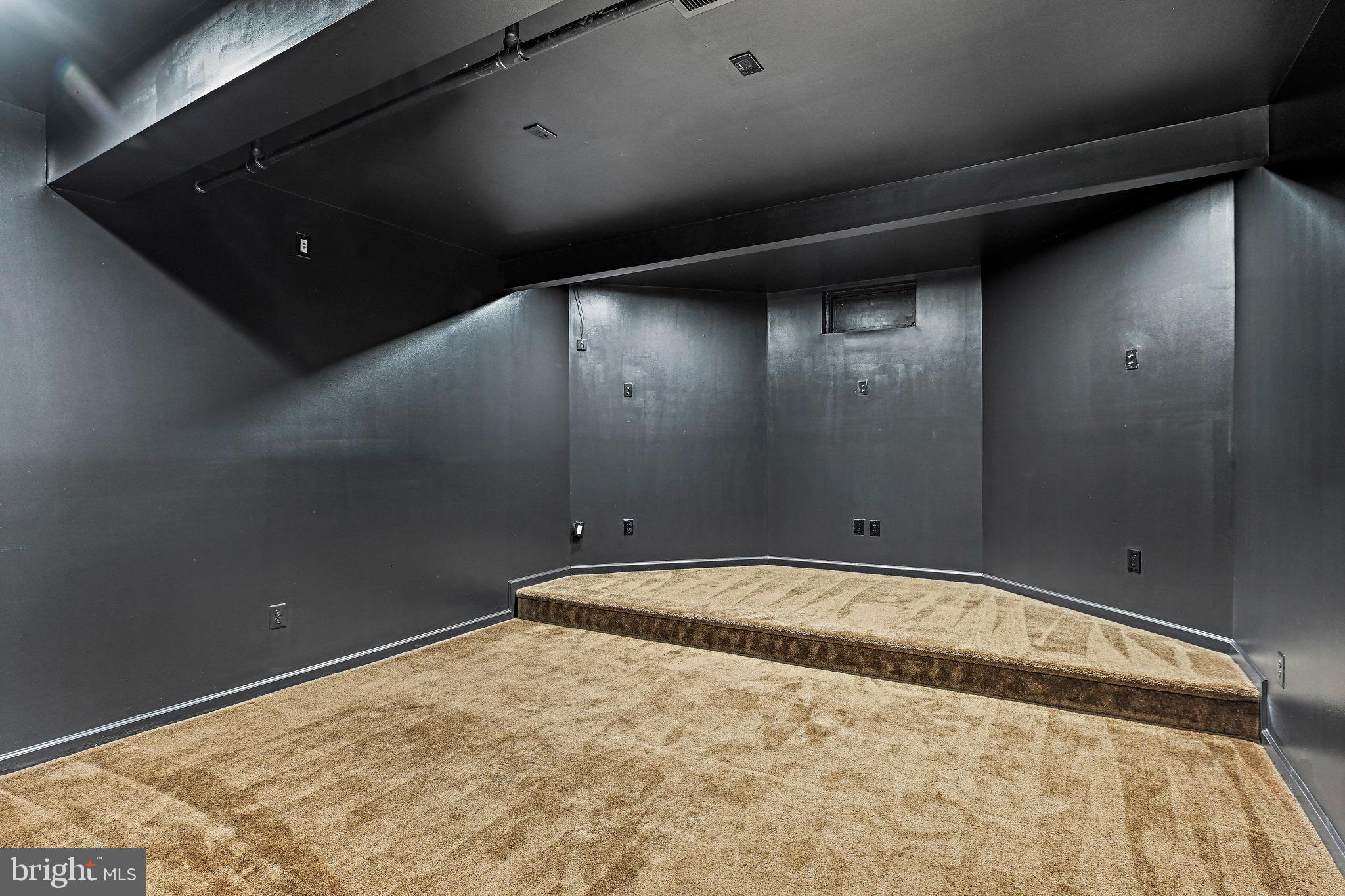 LENAH MILL - Residential