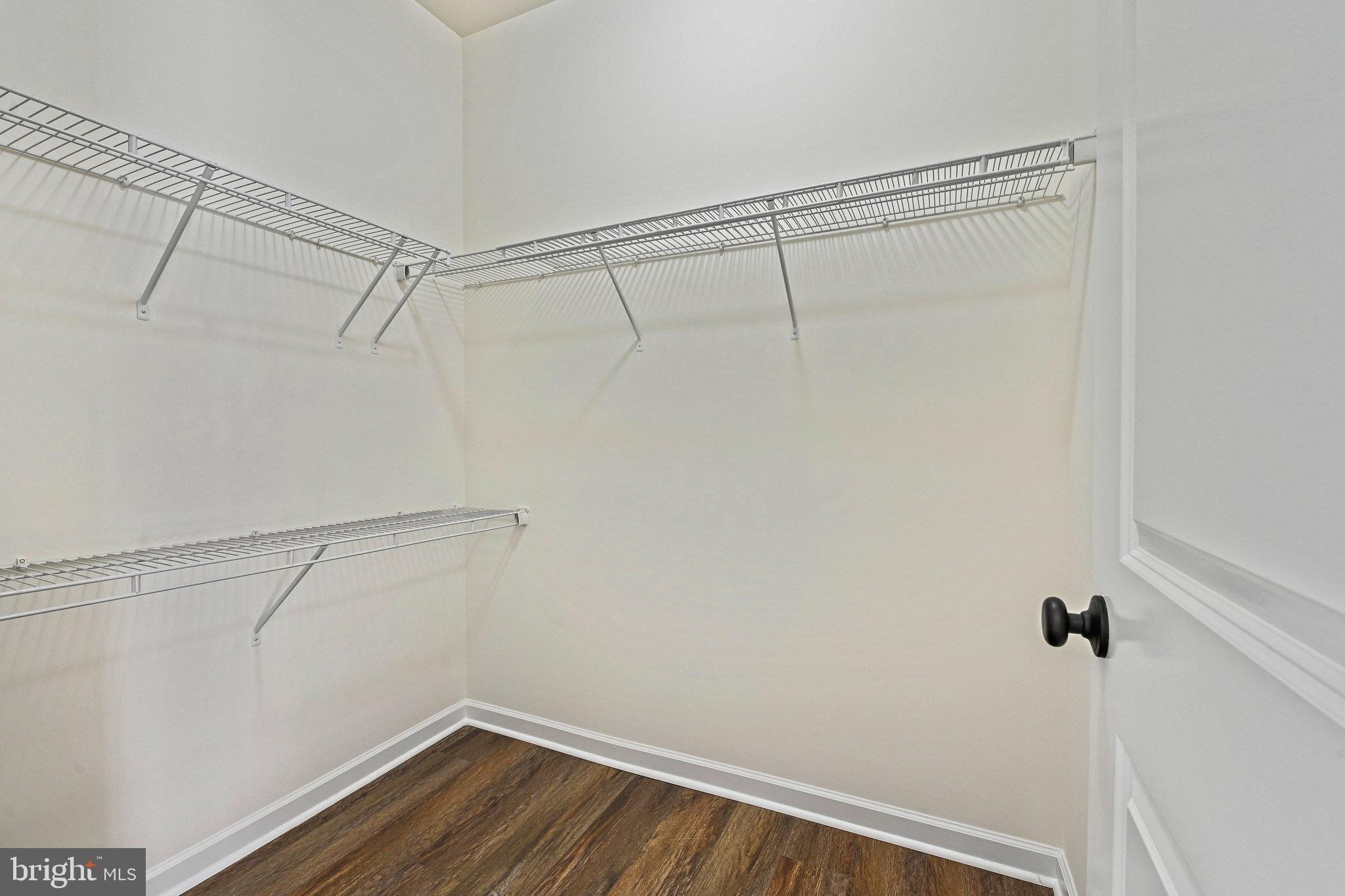 LENAH MILL - Residential