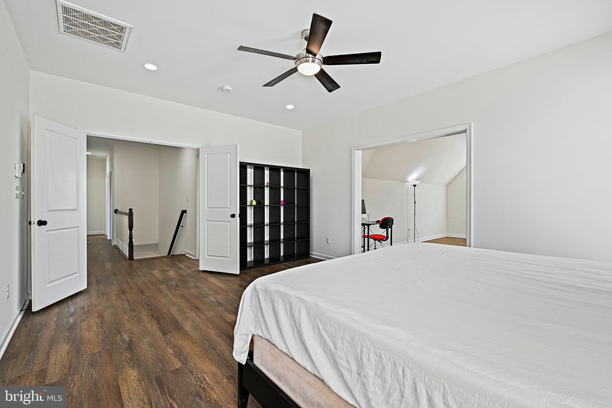 LENAH MILL - Residential