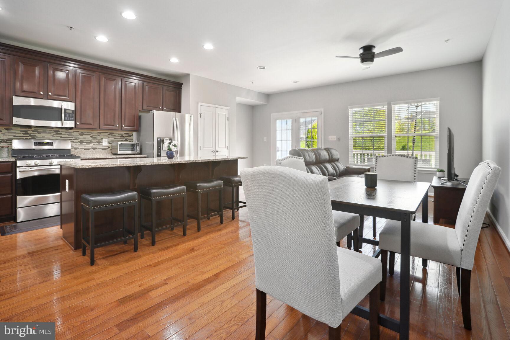 DORCHESTER WOODS - Residential