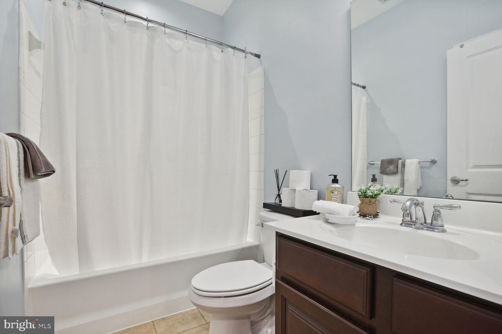 DORCHESTER WOODS - Residential