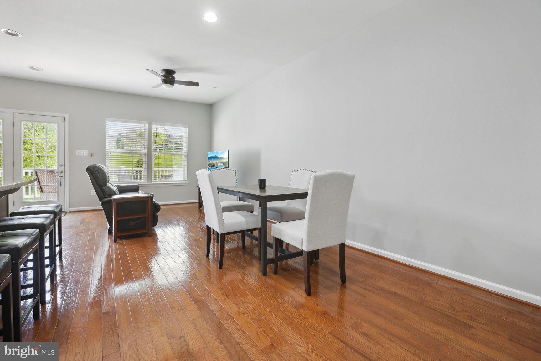 DORCHESTER WOODS - Residential