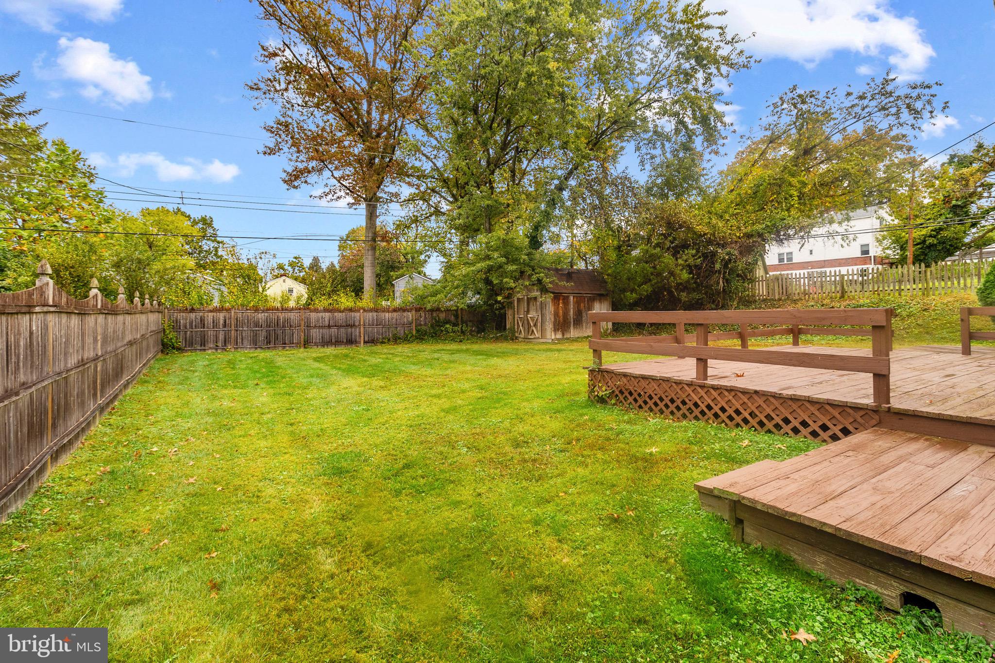 LAFAYETTE HILL - Residential