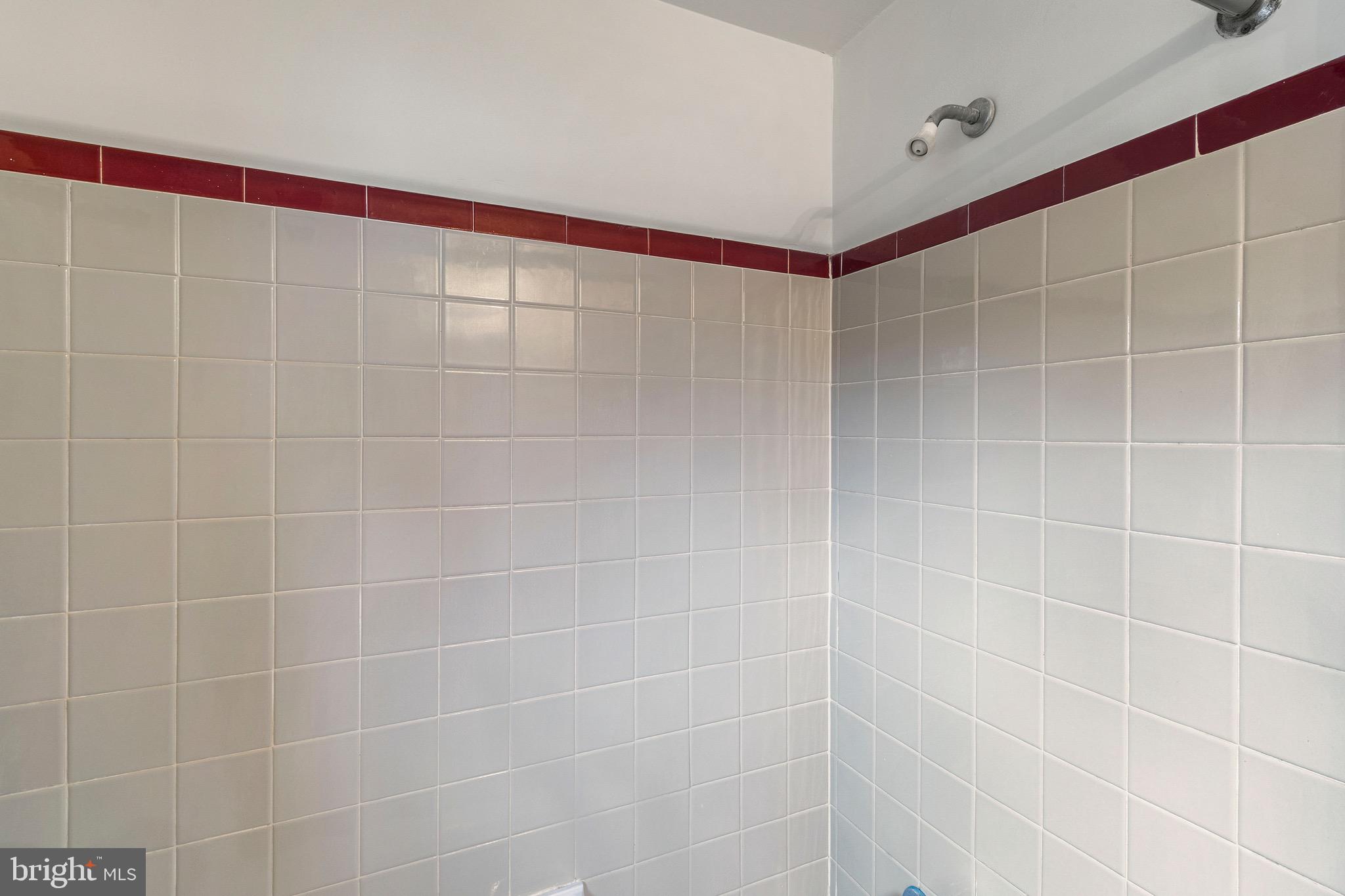 LAFAYETTE HILL - Residential