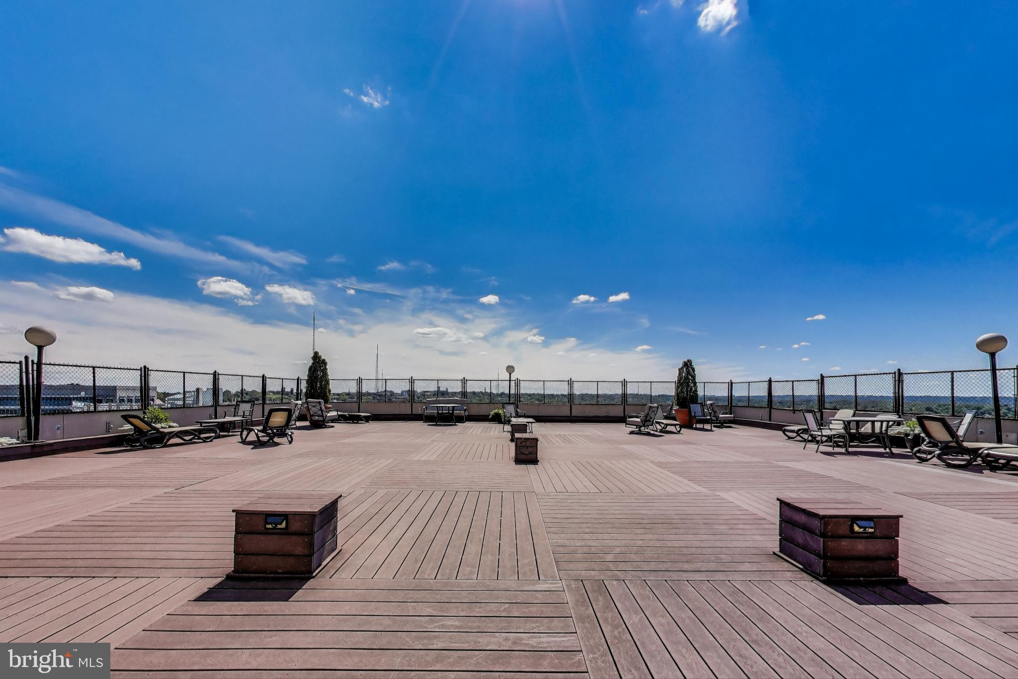 WILLOUGHBY OF CHEVY CHASE - Residential